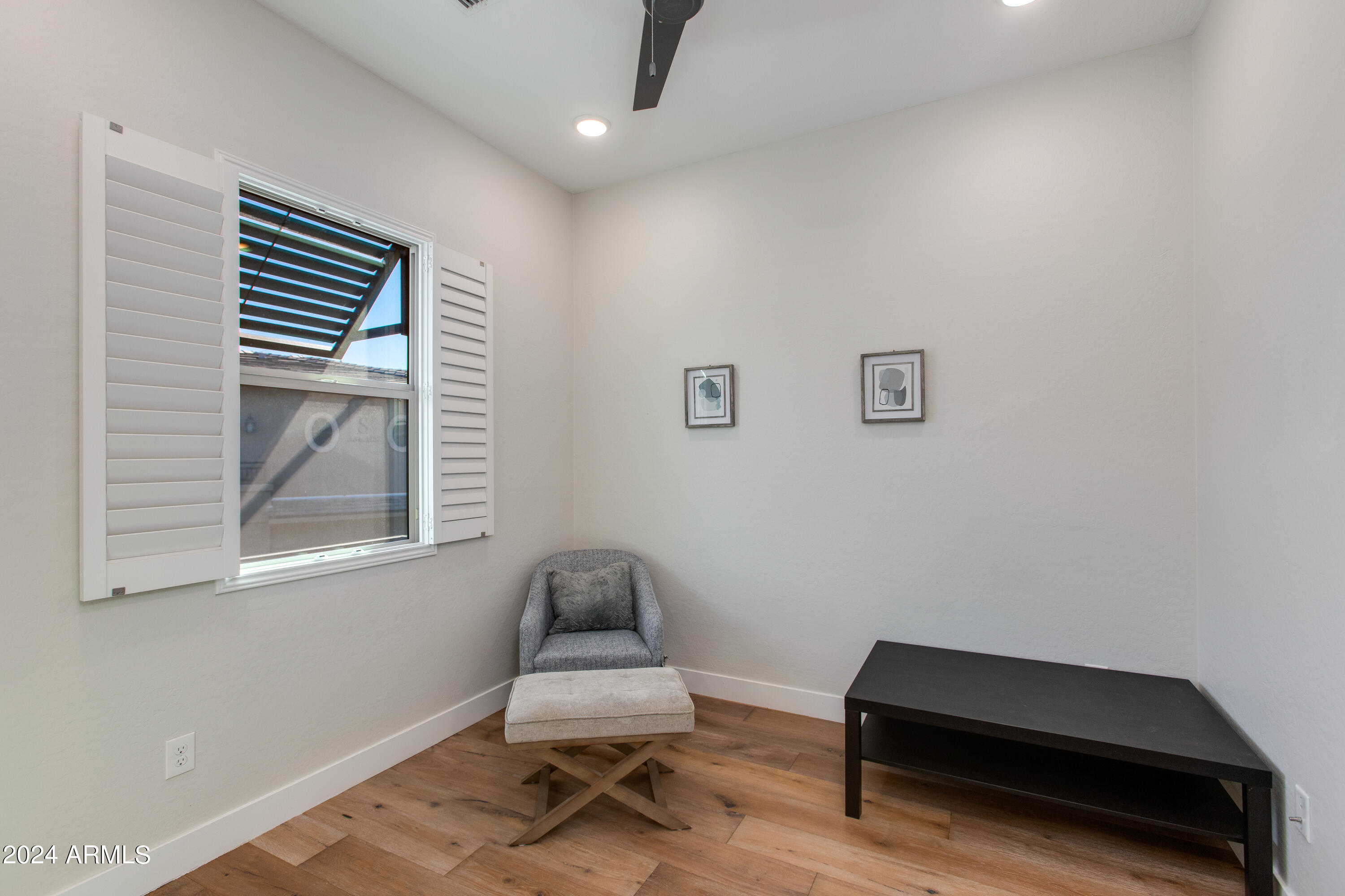 6565 E THOMAS Road, 1142