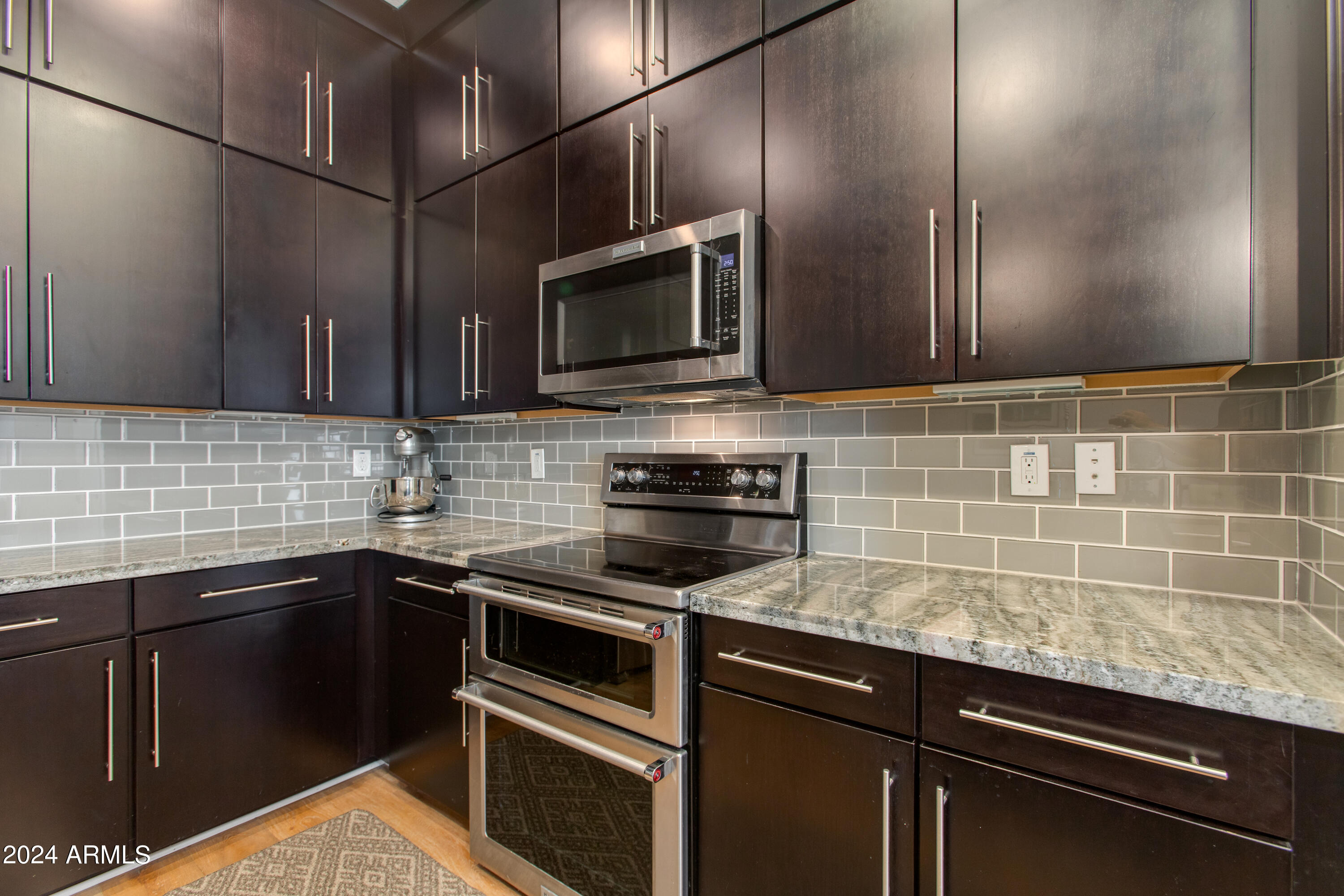 6565 E THOMAS Road, 1142