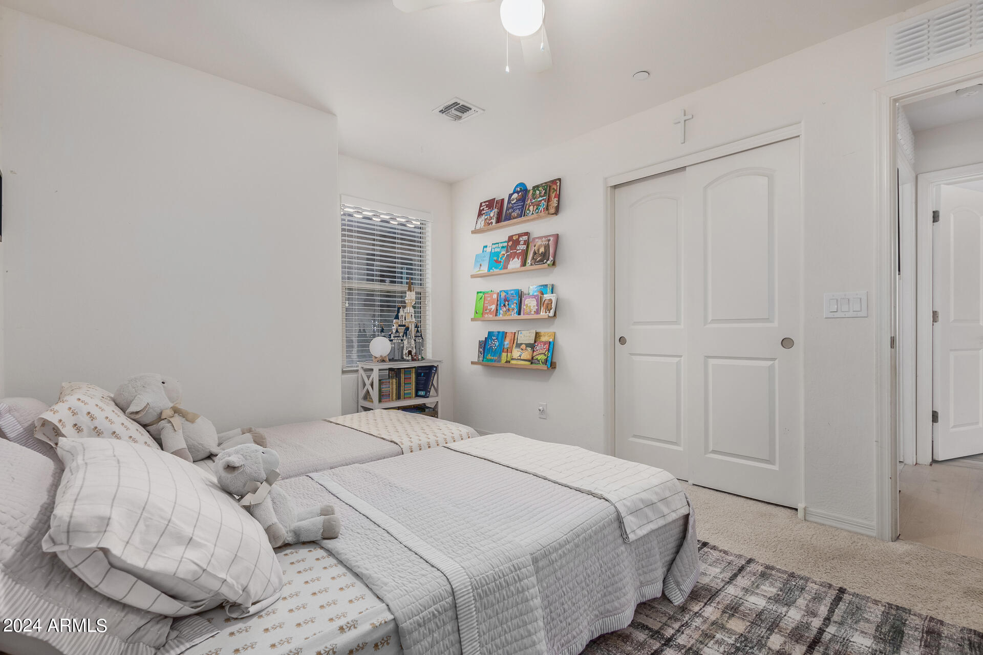 4648 E TIERRA BUENA Lane