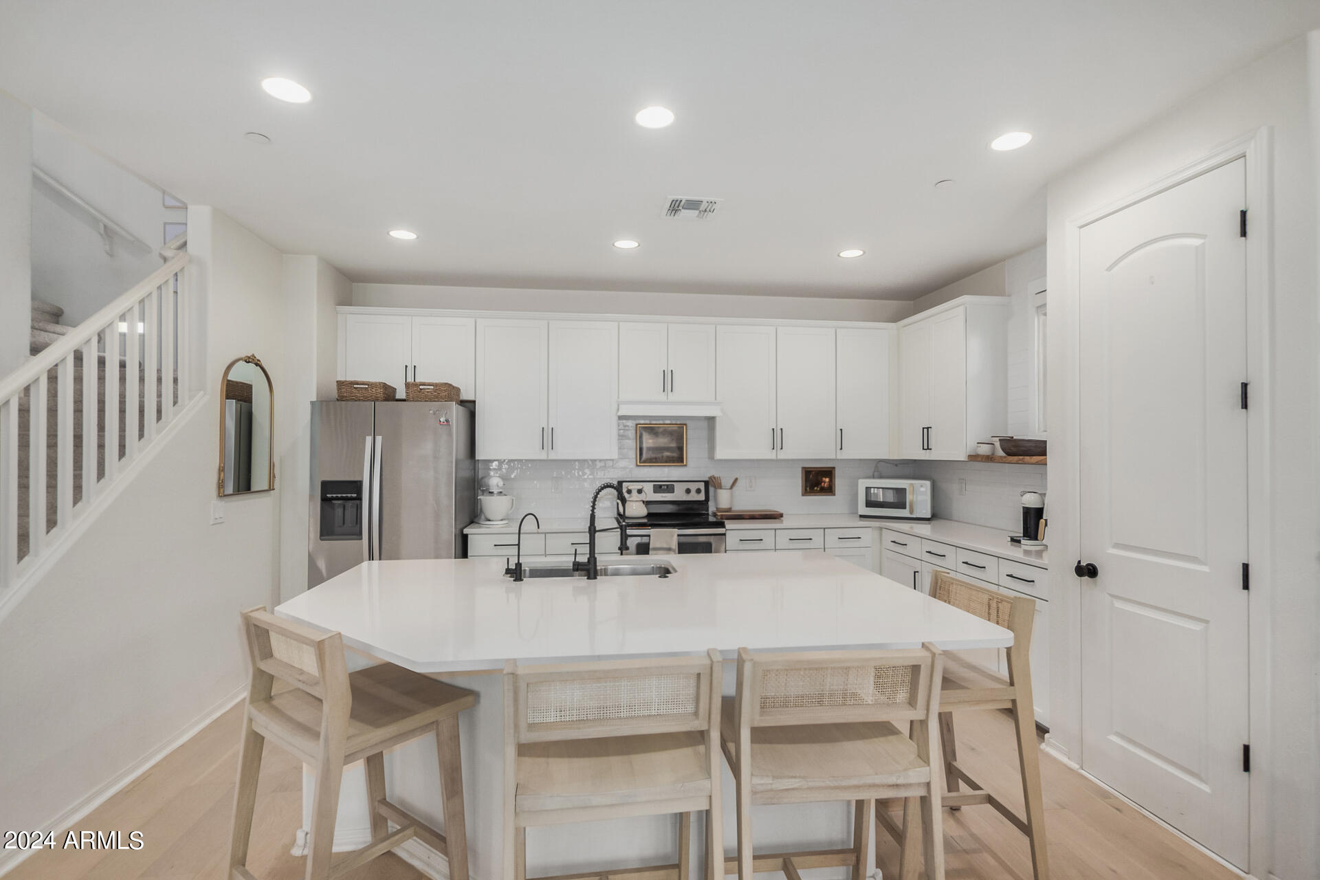 4648 E TIERRA BUENA Lane