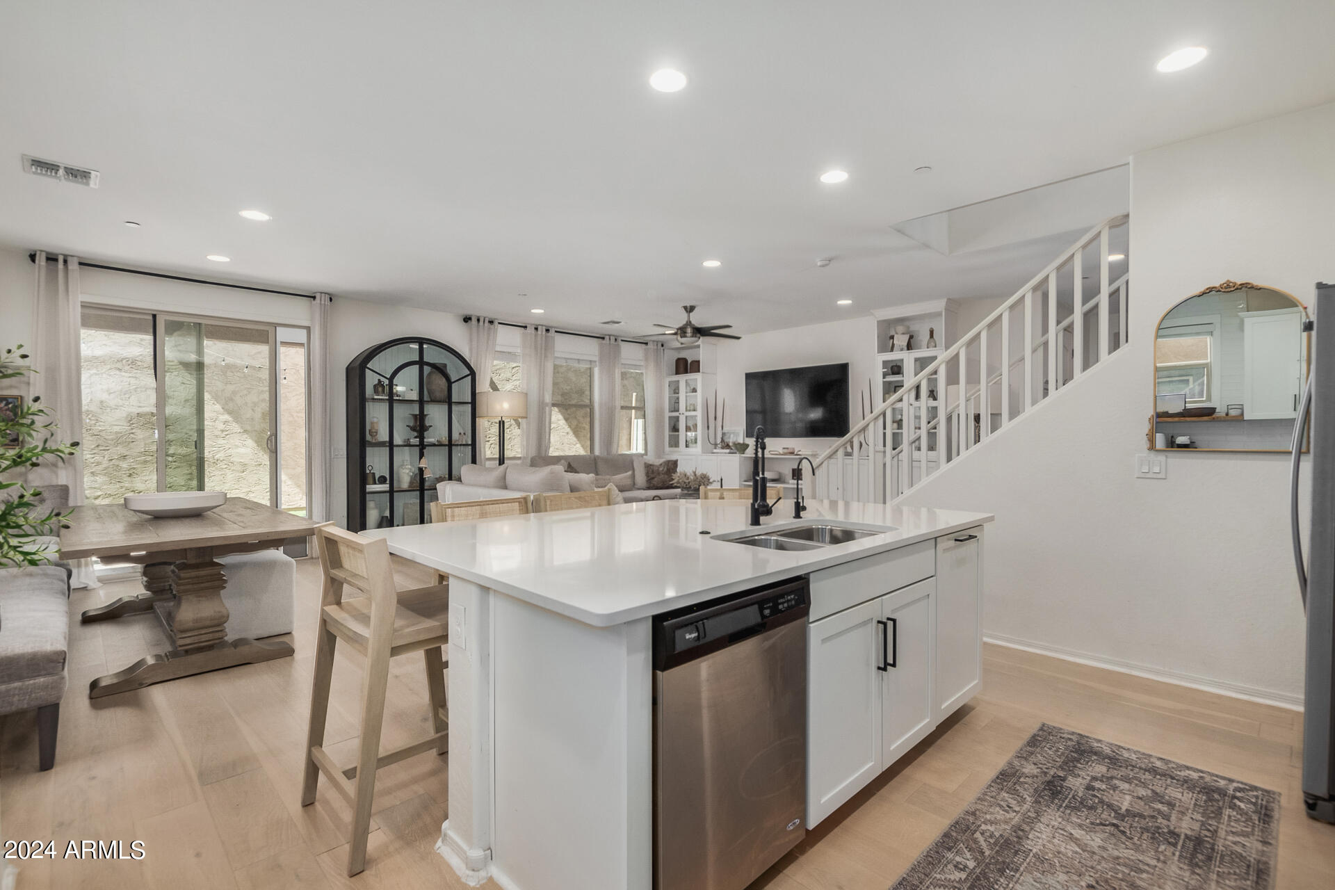 4648 E TIERRA BUENA Lane