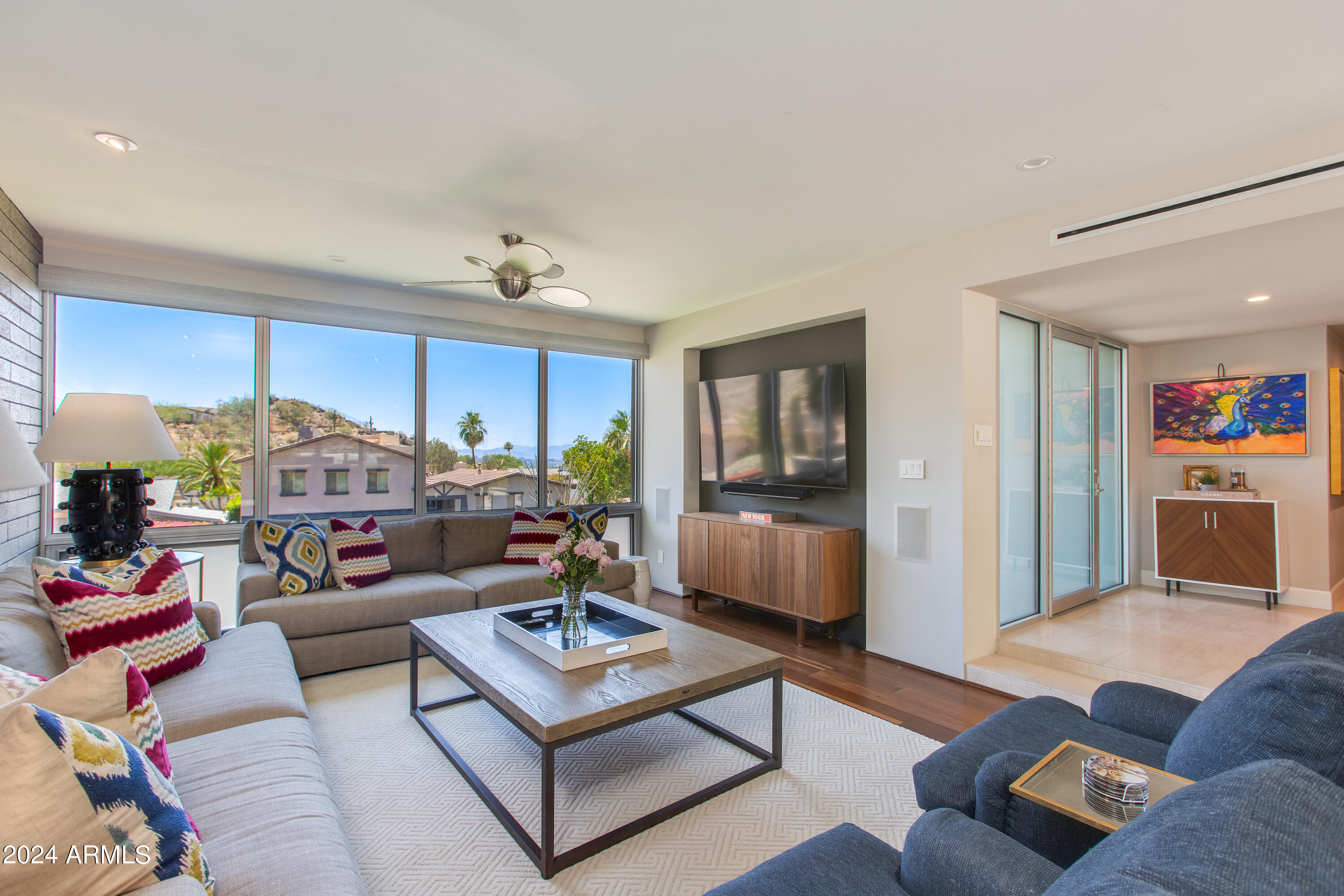 2230 E BELMONT Avenue