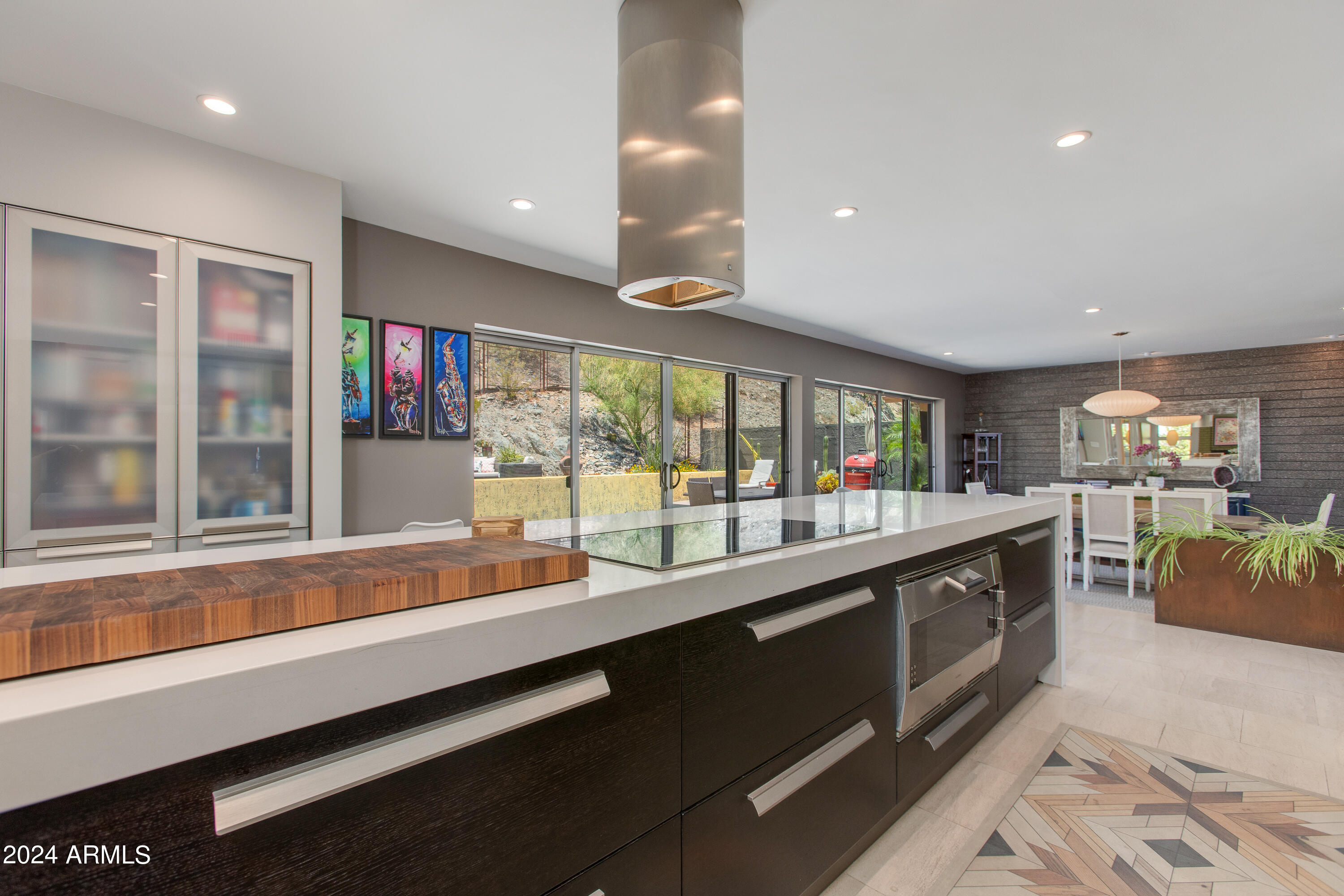 2230 E BELMONT Avenue