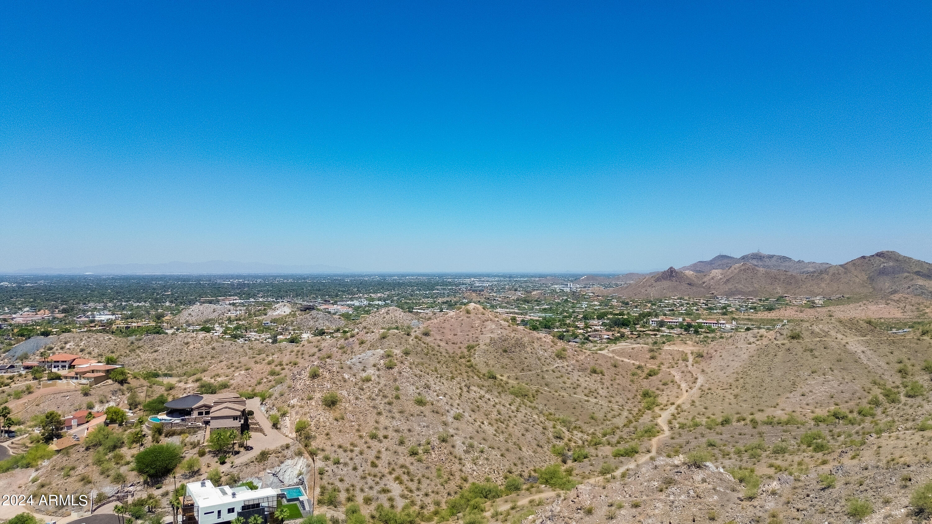 2230 E BELMONT Avenue