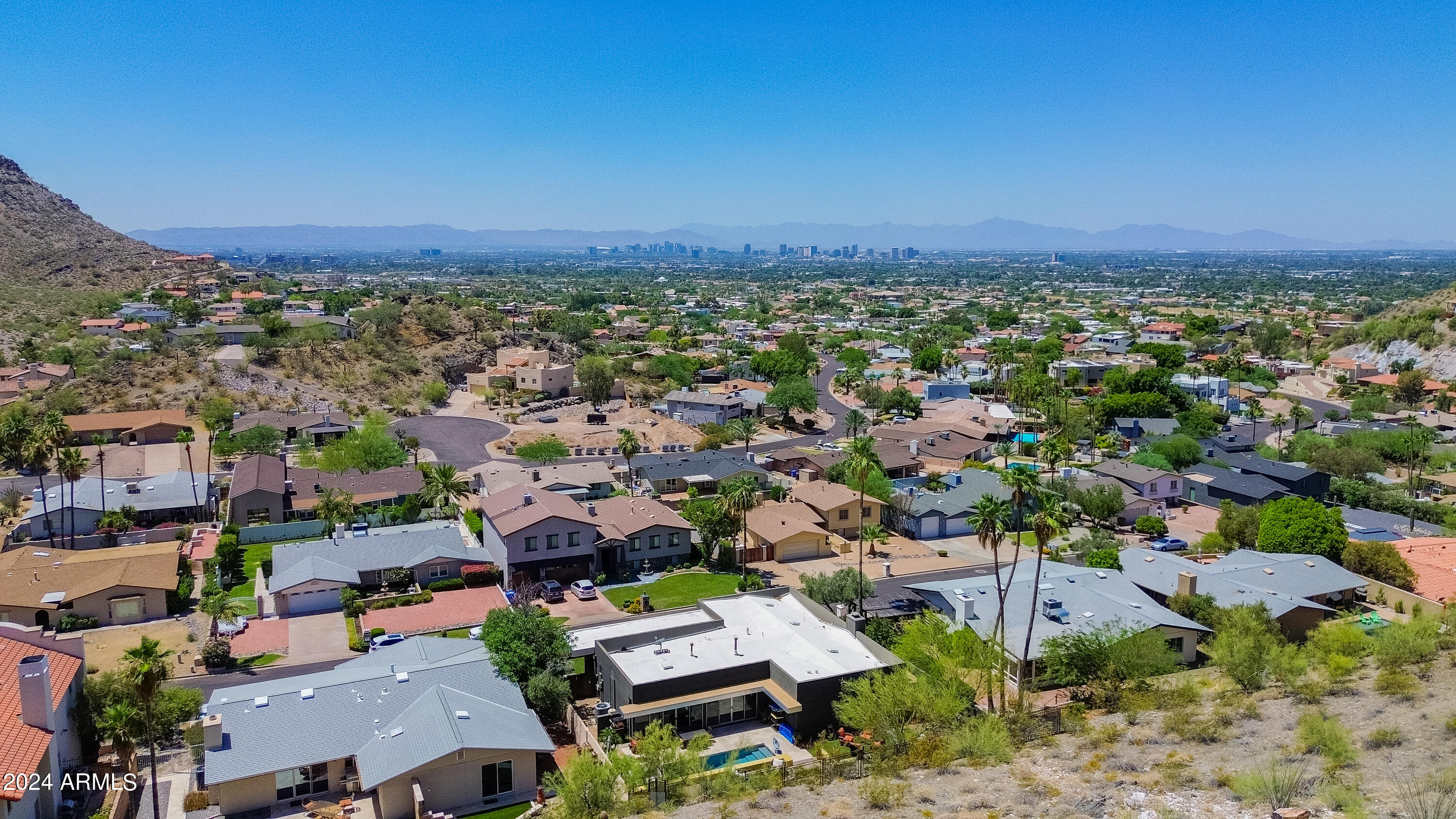 2230 E BELMONT Avenue