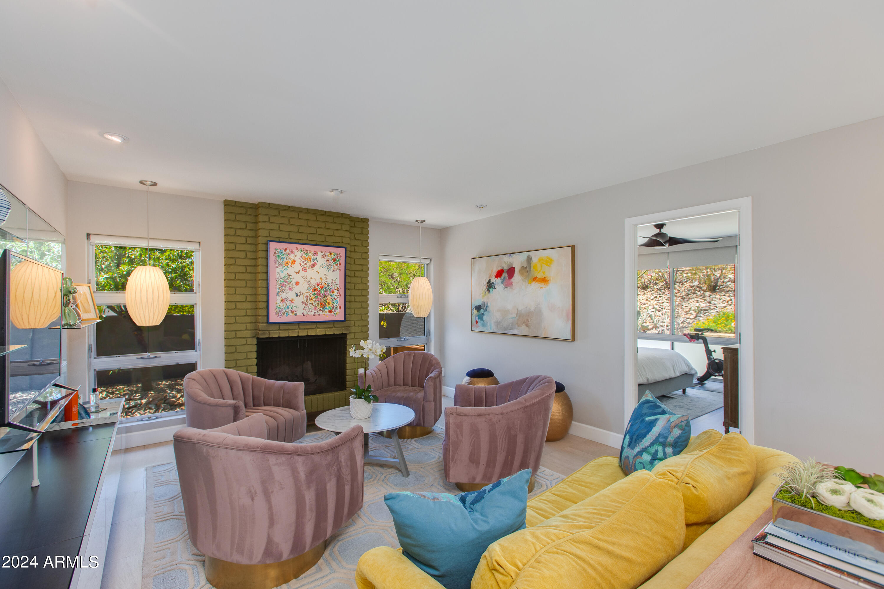 2230 E BELMONT Avenue