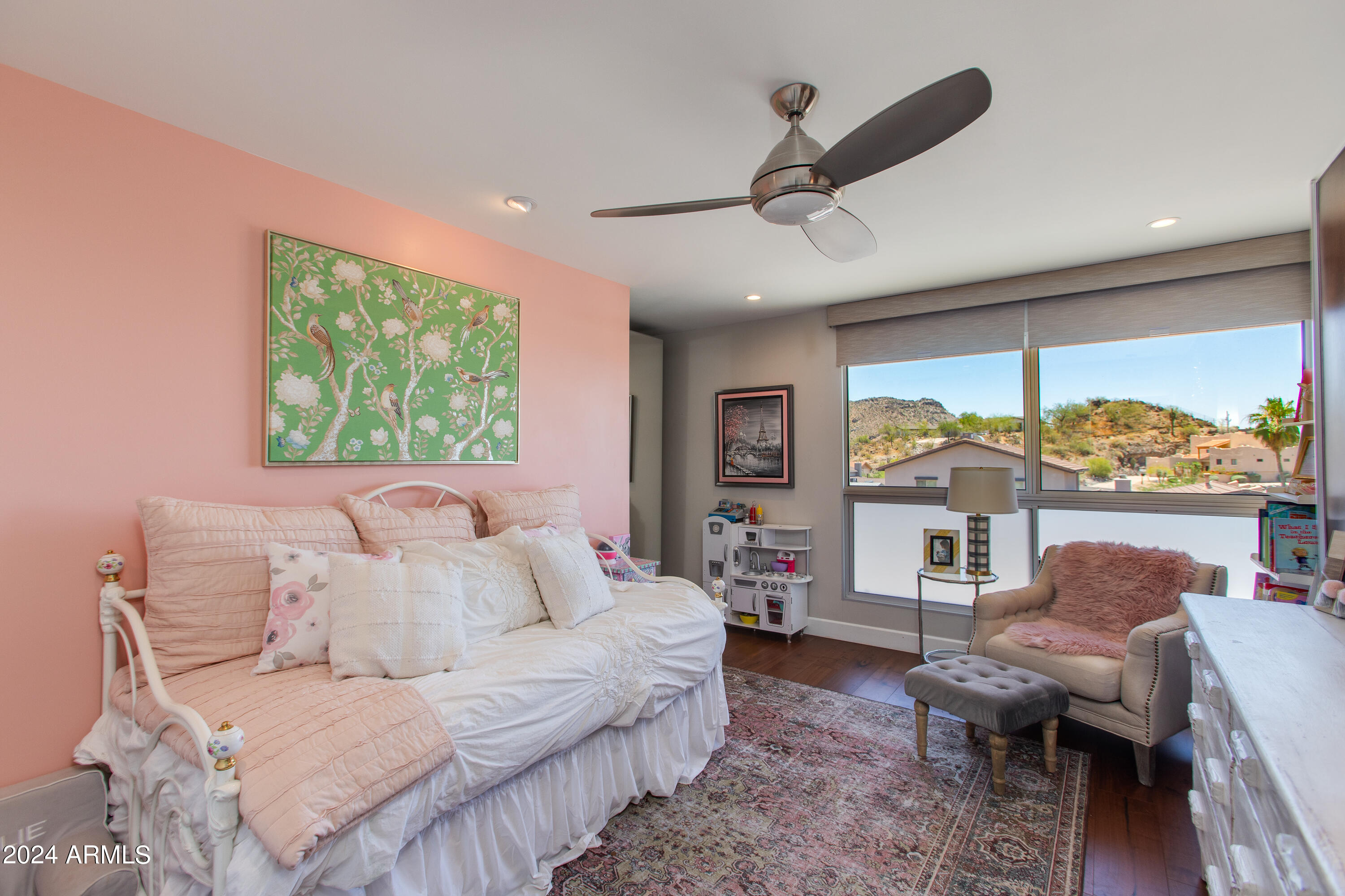 2230 E BELMONT Avenue