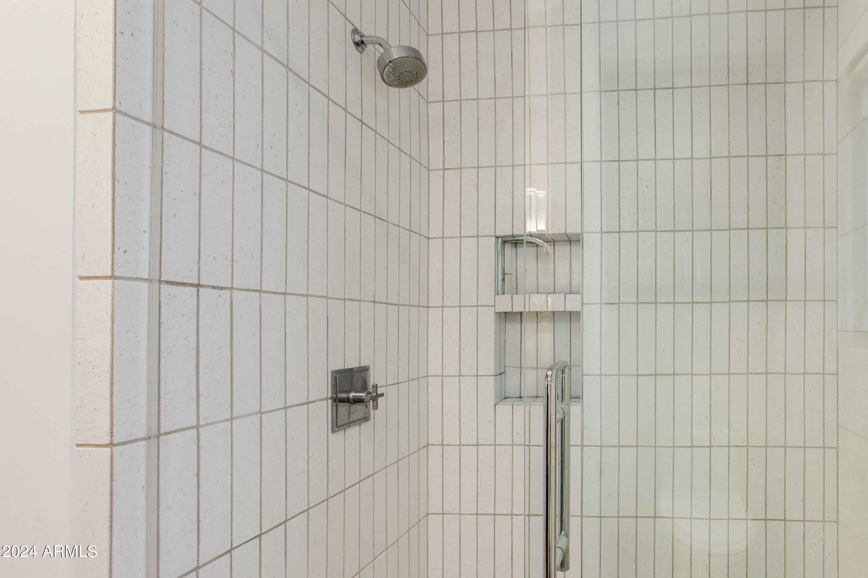 2230 E BELMONT Avenue