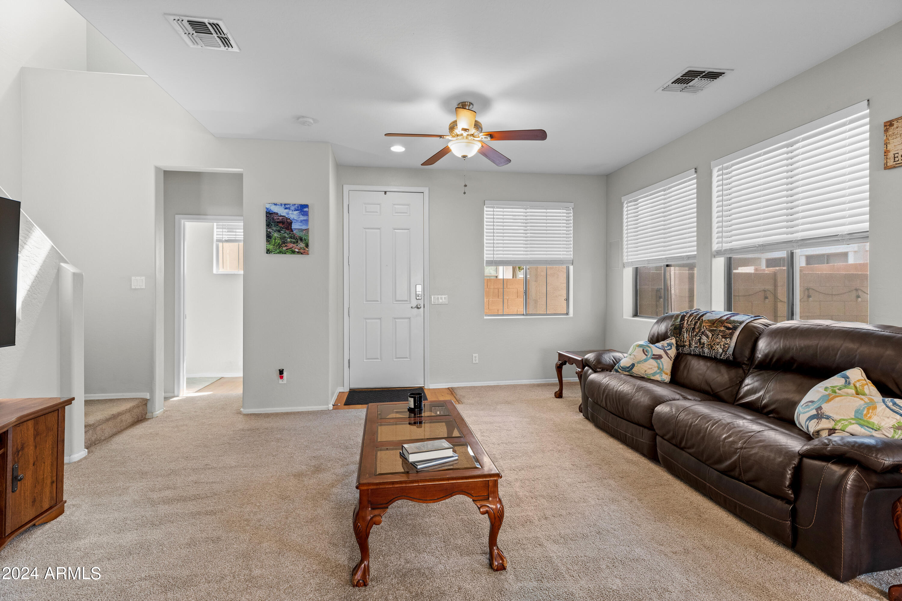 864 S COLONIAL Drive