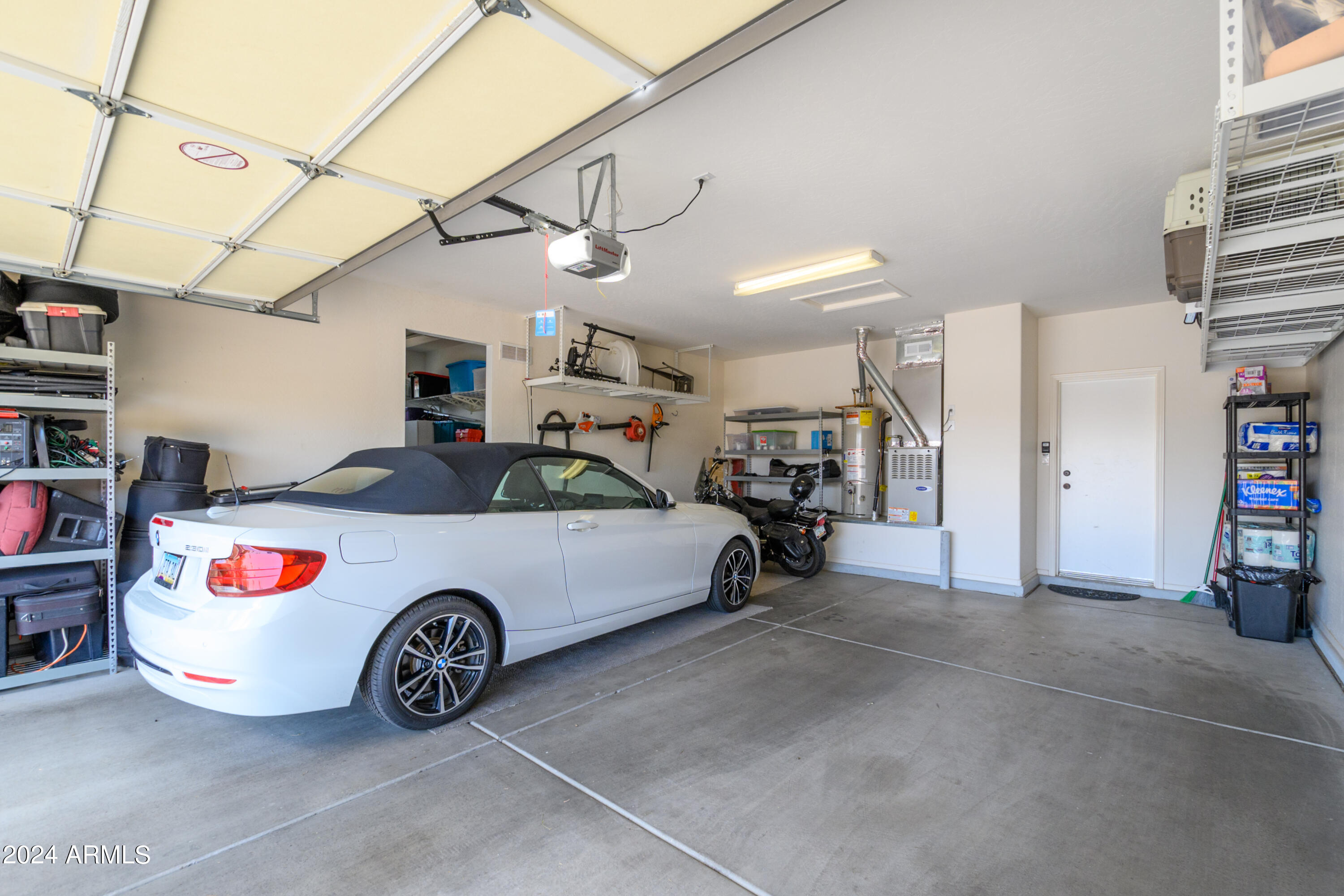 18829 N UPLAND Court