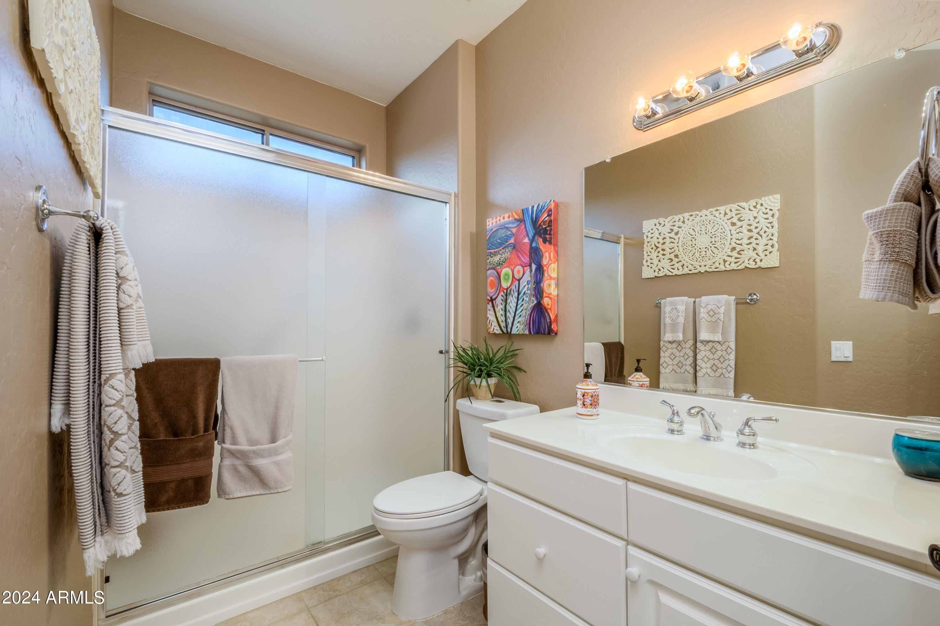 18829 N UPLAND Court