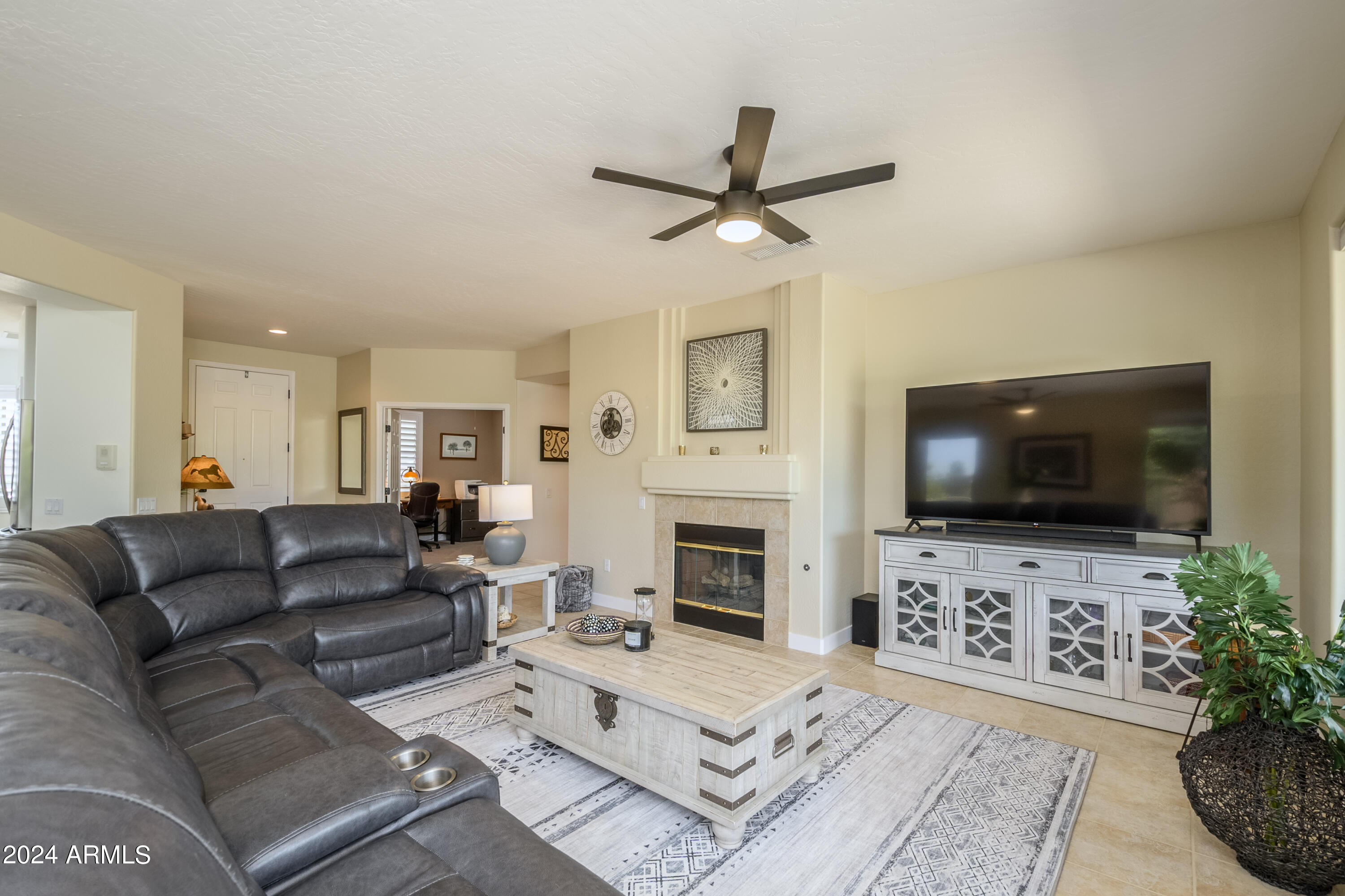 18829 N UPLAND Court