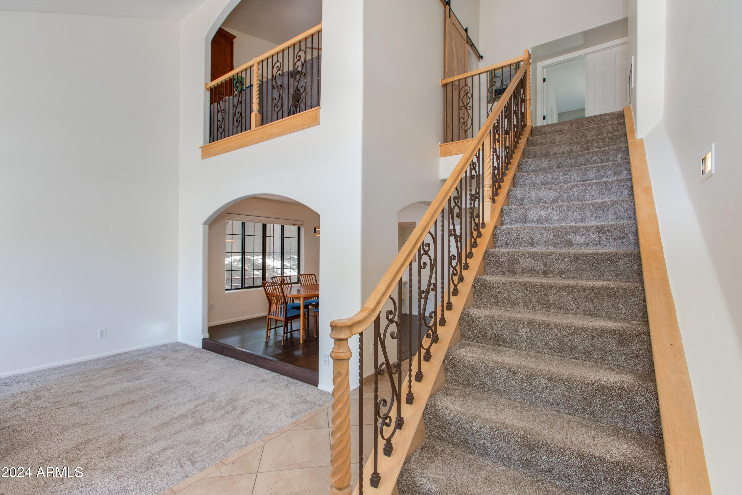 1067 E SEMINOLE Drive