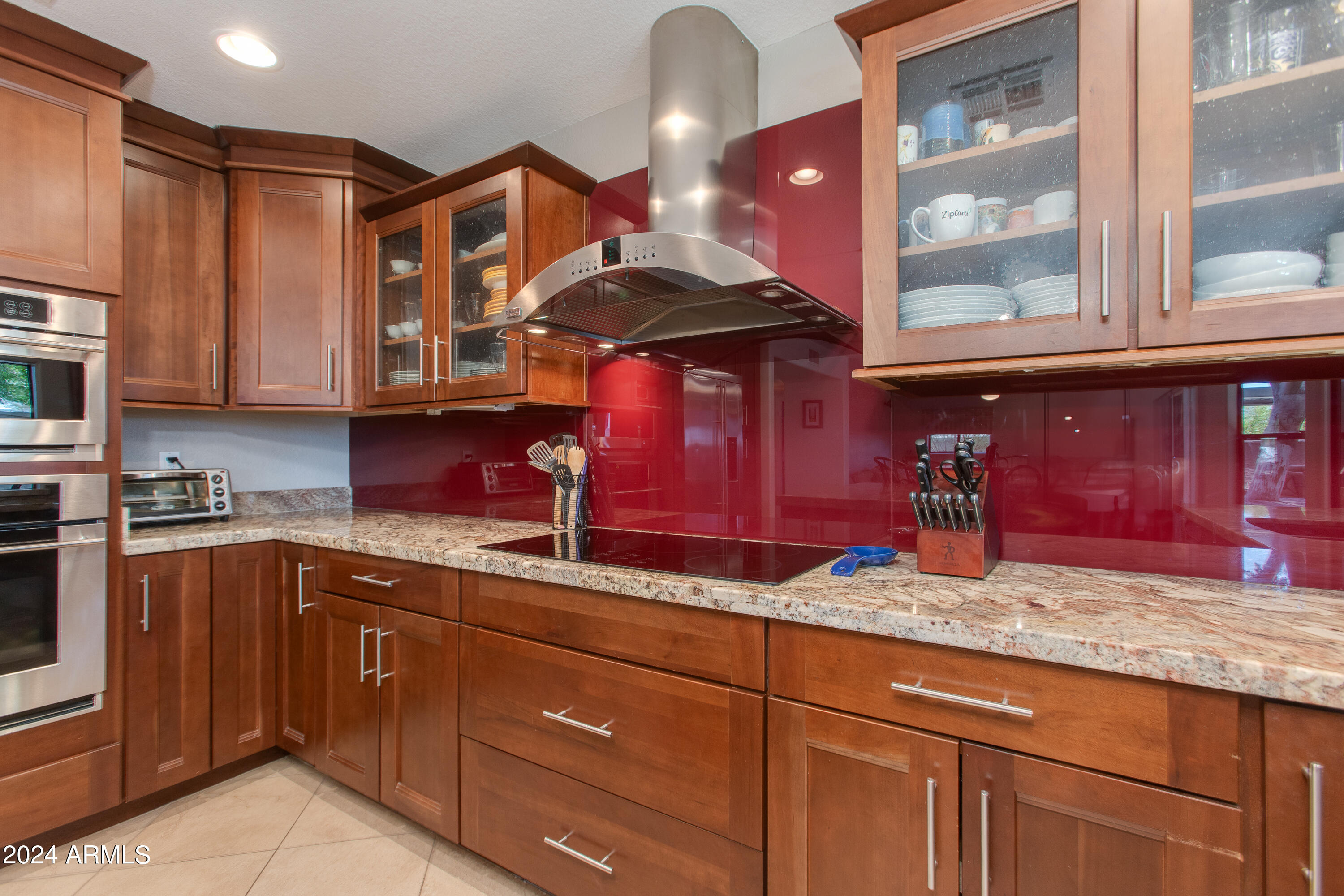 1067 E SEMINOLE Drive