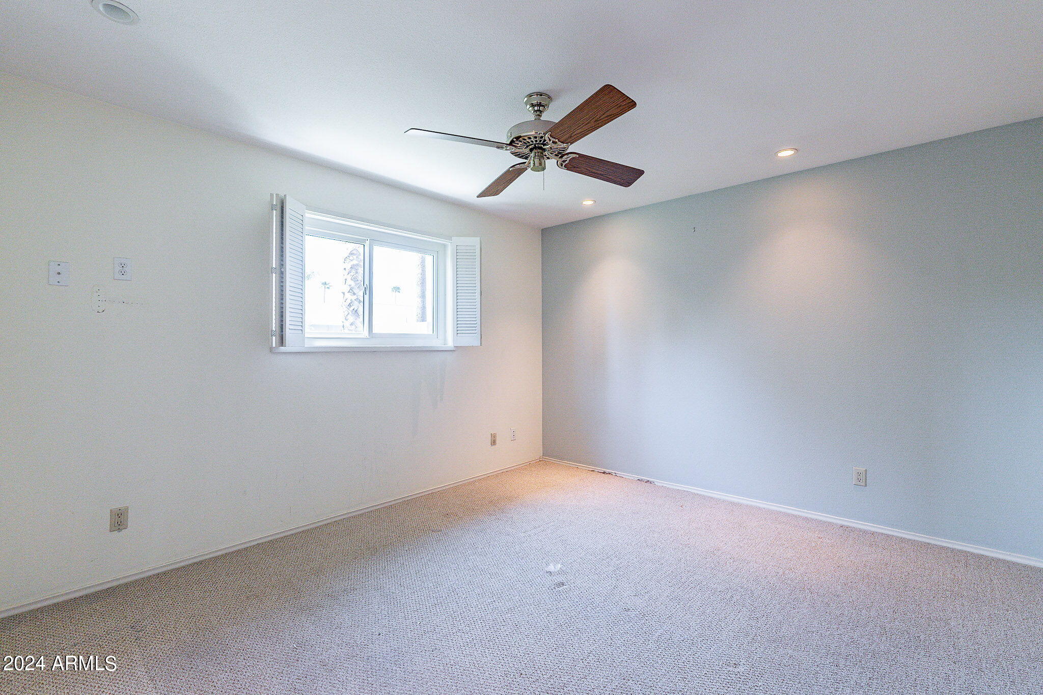 8555 E Vía De Los Libros