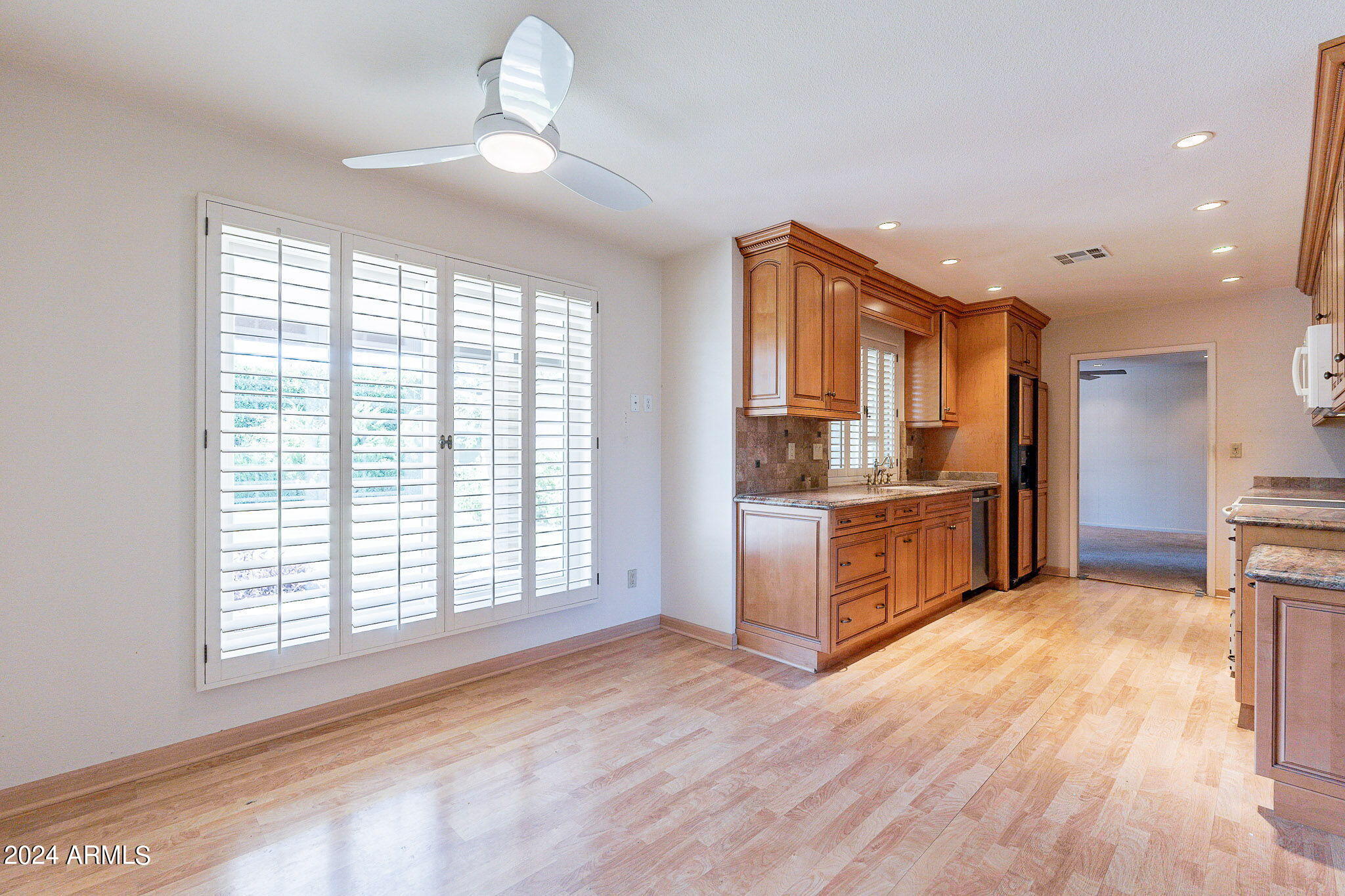 8555 E Vía De Los Libros