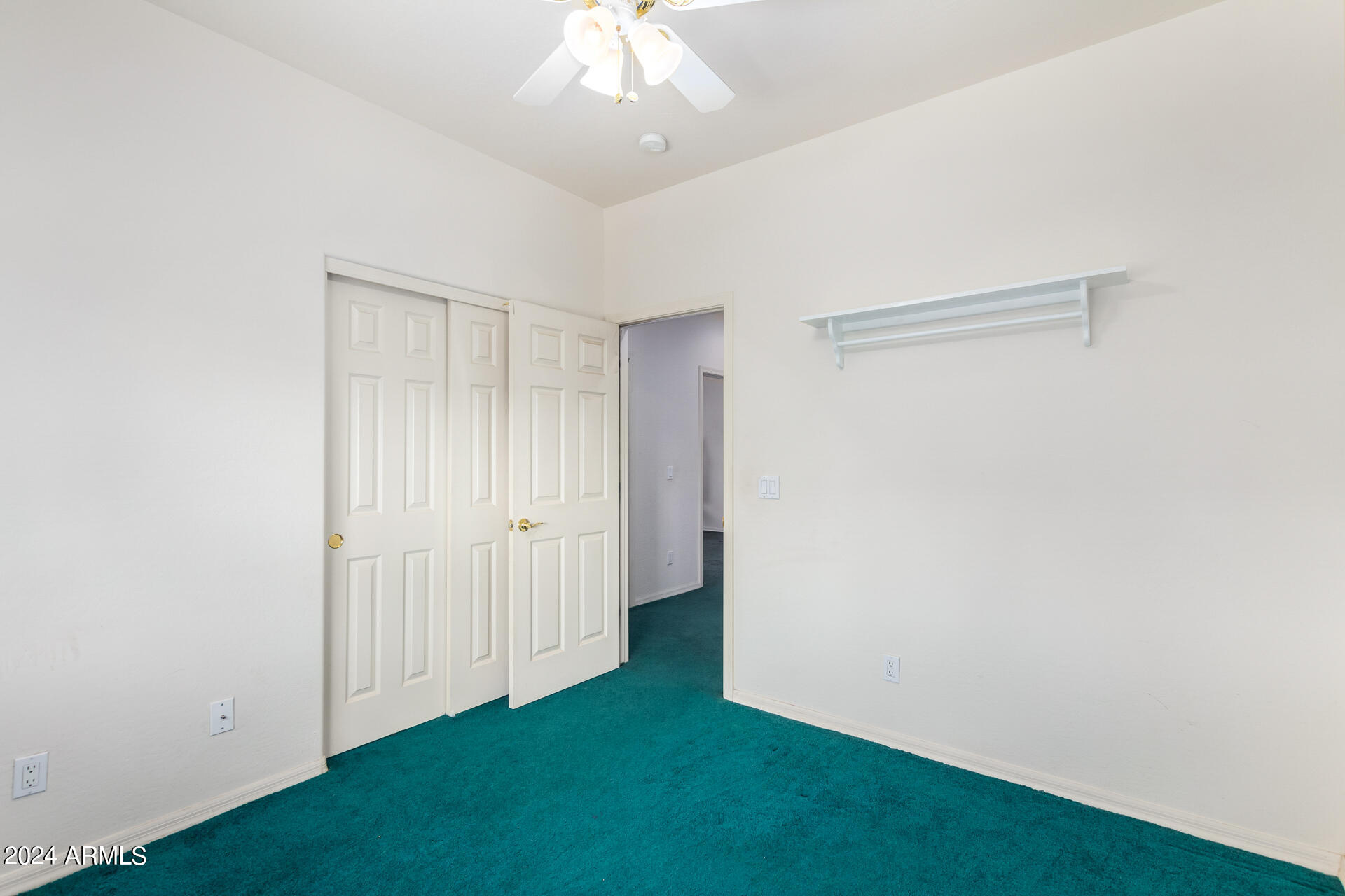 7348 N 9th Place