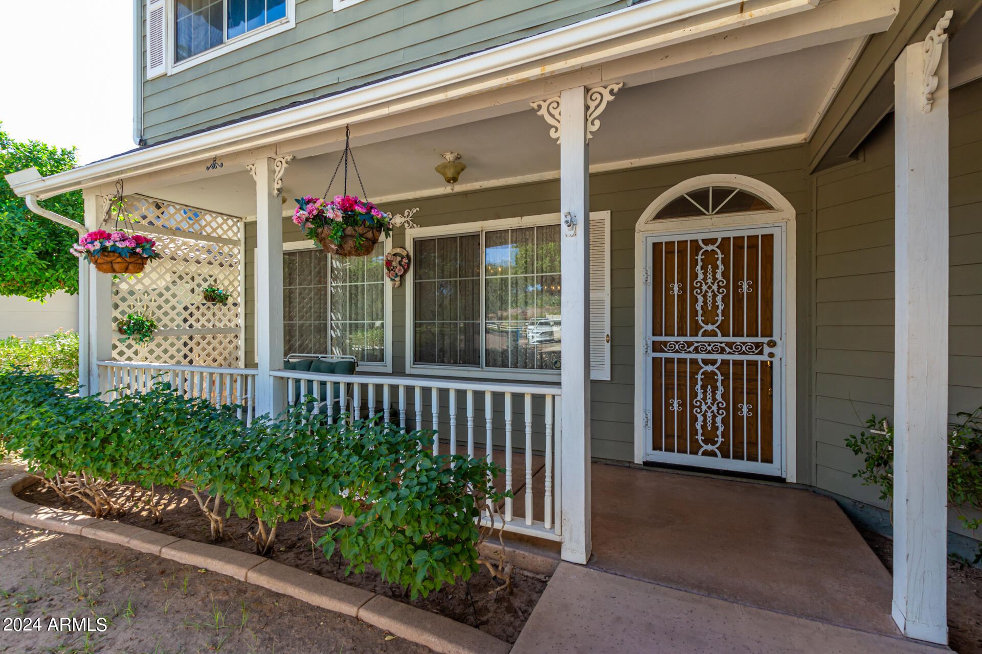 7348 N 9th Place