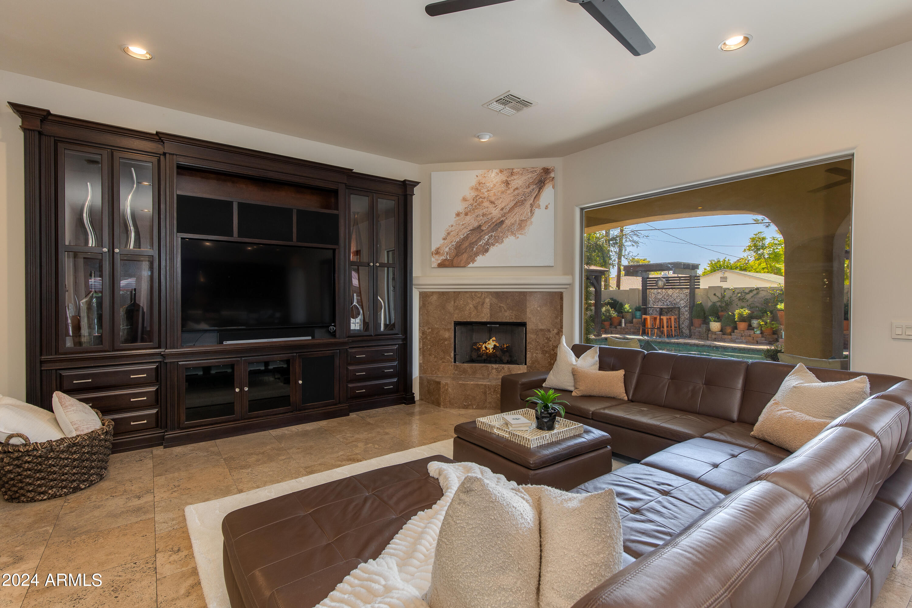 309 E GEORGIA Avenue