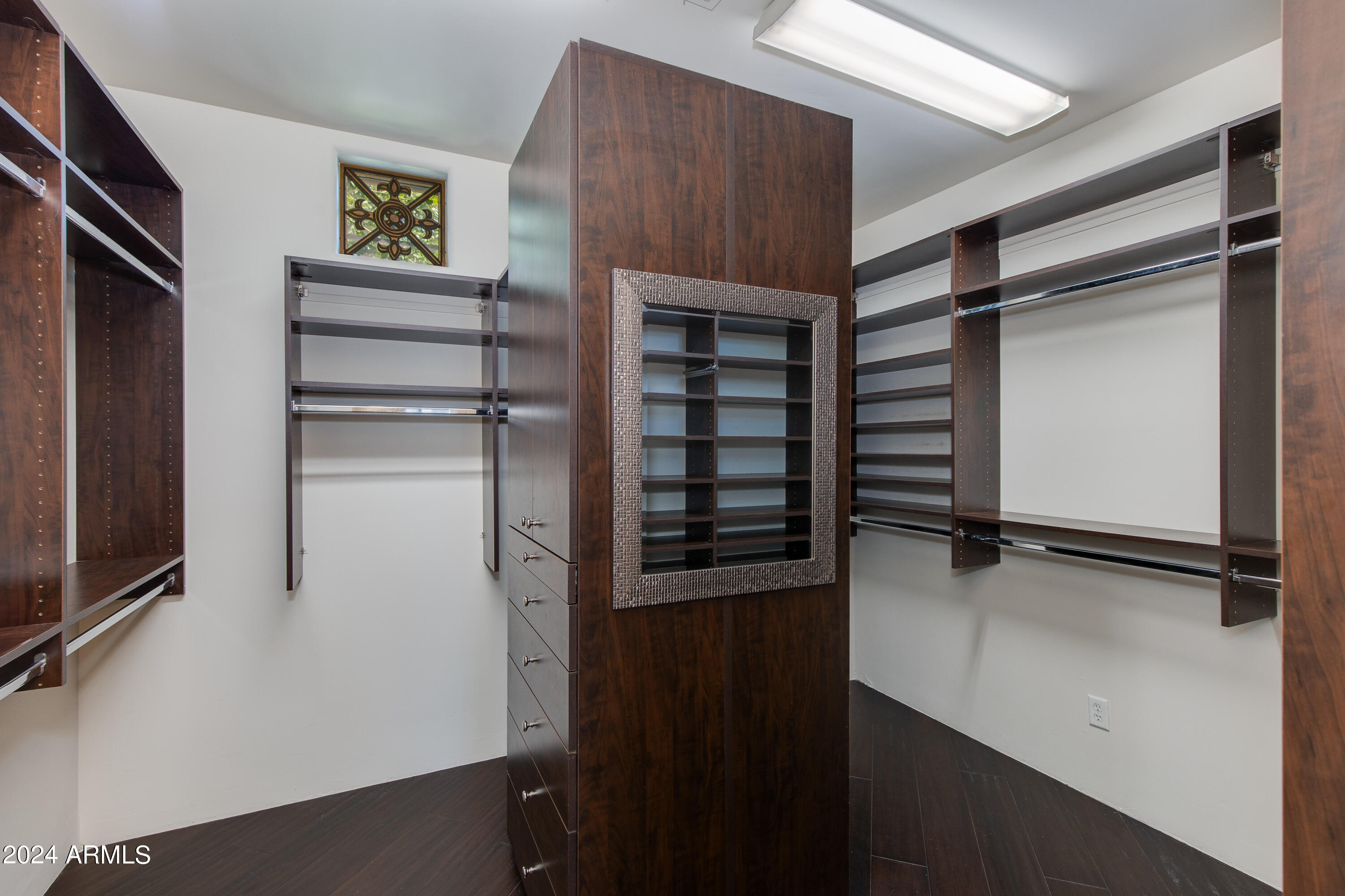 309 E GEORGIA Avenue