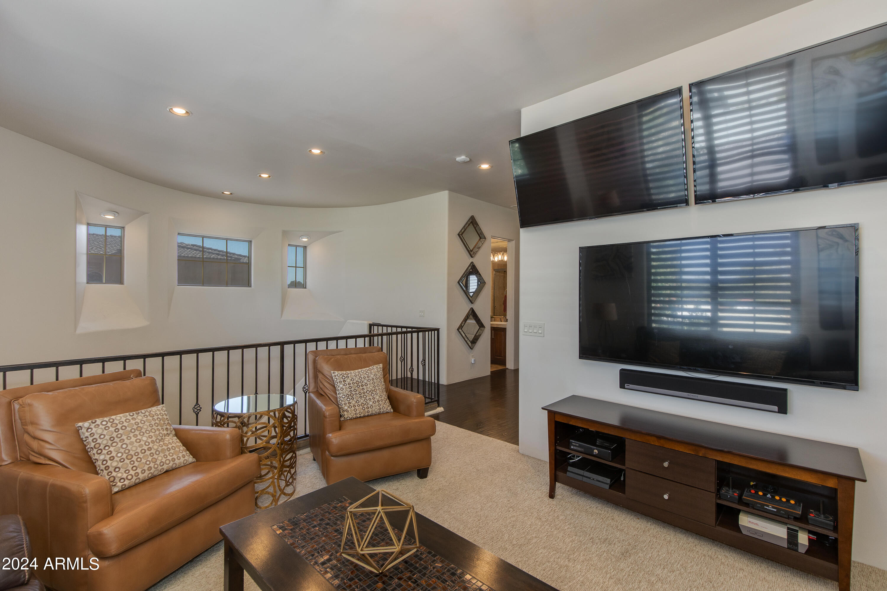 309 E GEORGIA Avenue