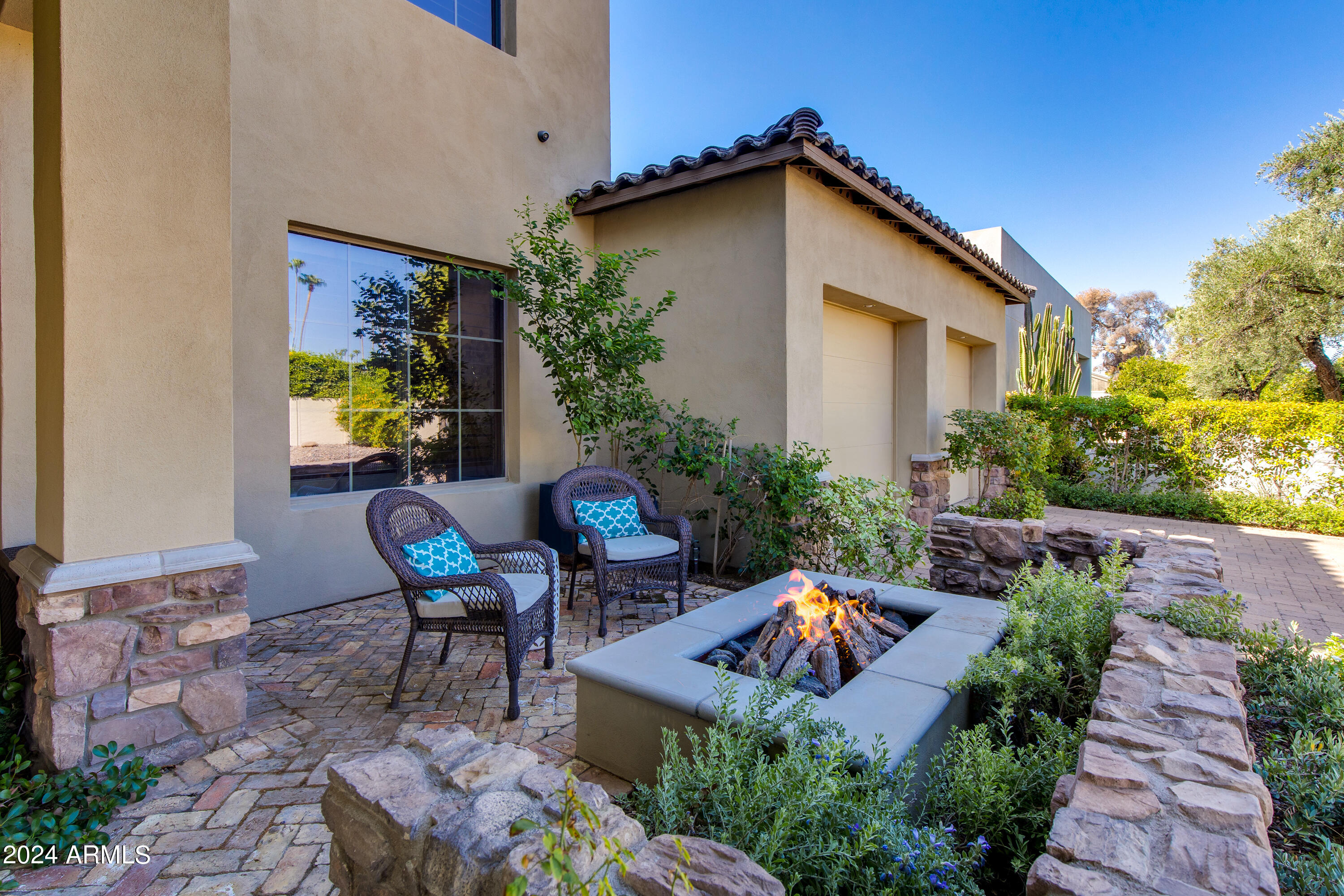 309 E GEORGIA Avenue