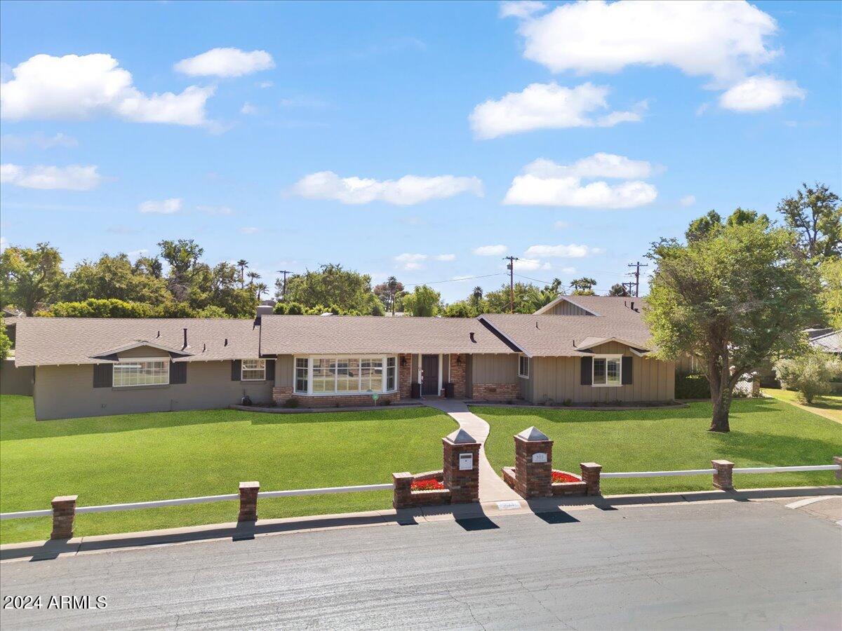 303 W NORTHVIEW Avenue