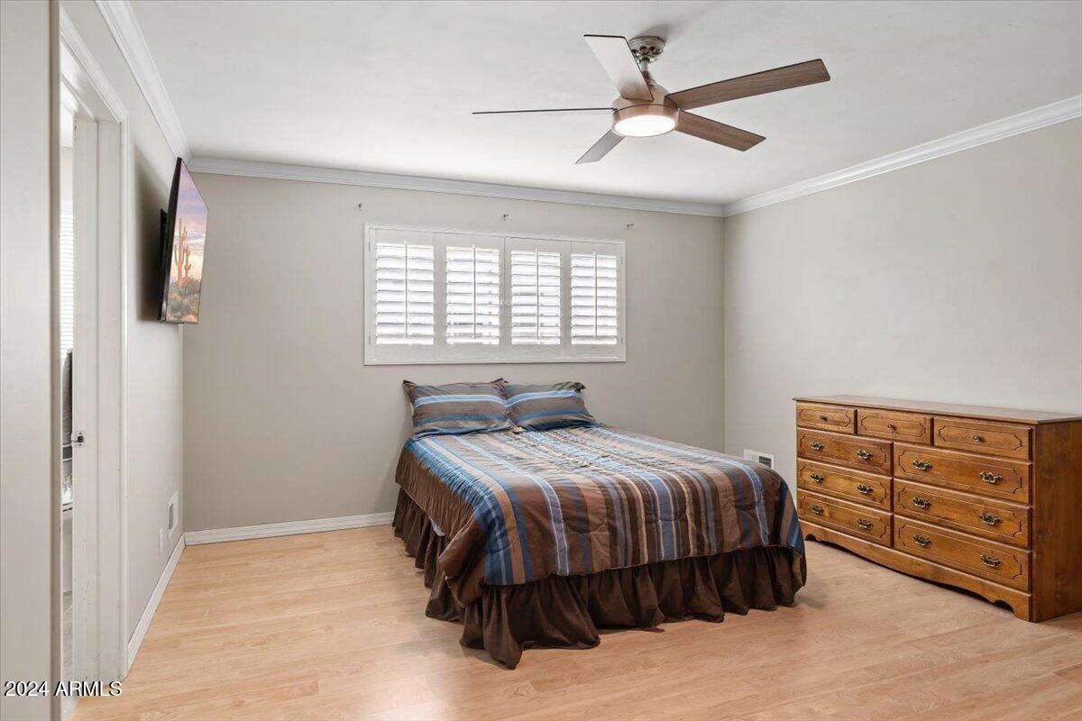 303 W NORTHVIEW Avenue