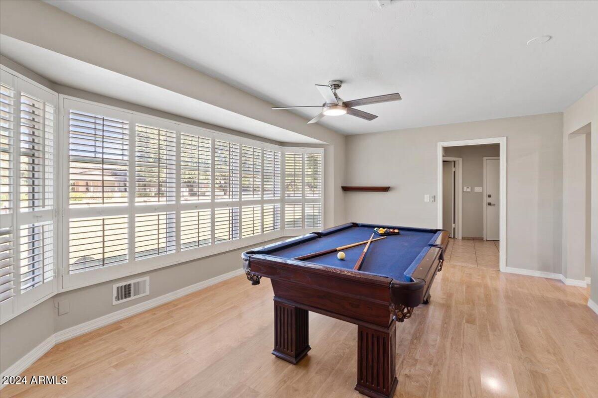 303 W NORTHVIEW Avenue