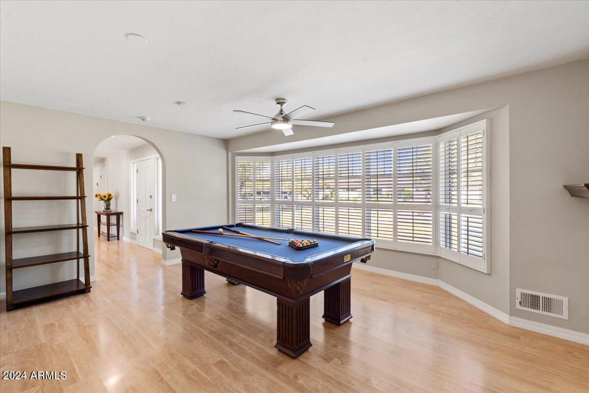 303 W NORTHVIEW Avenue