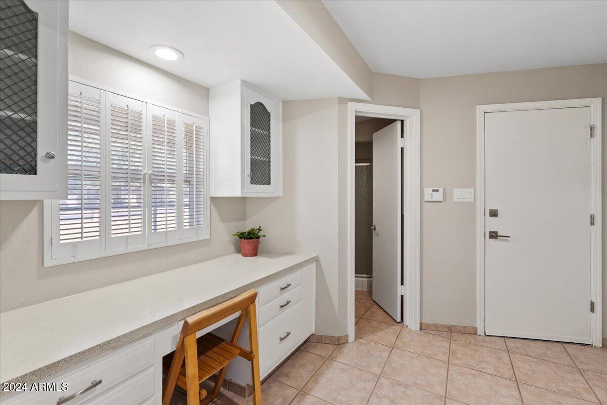 303 W NORTHVIEW Avenue