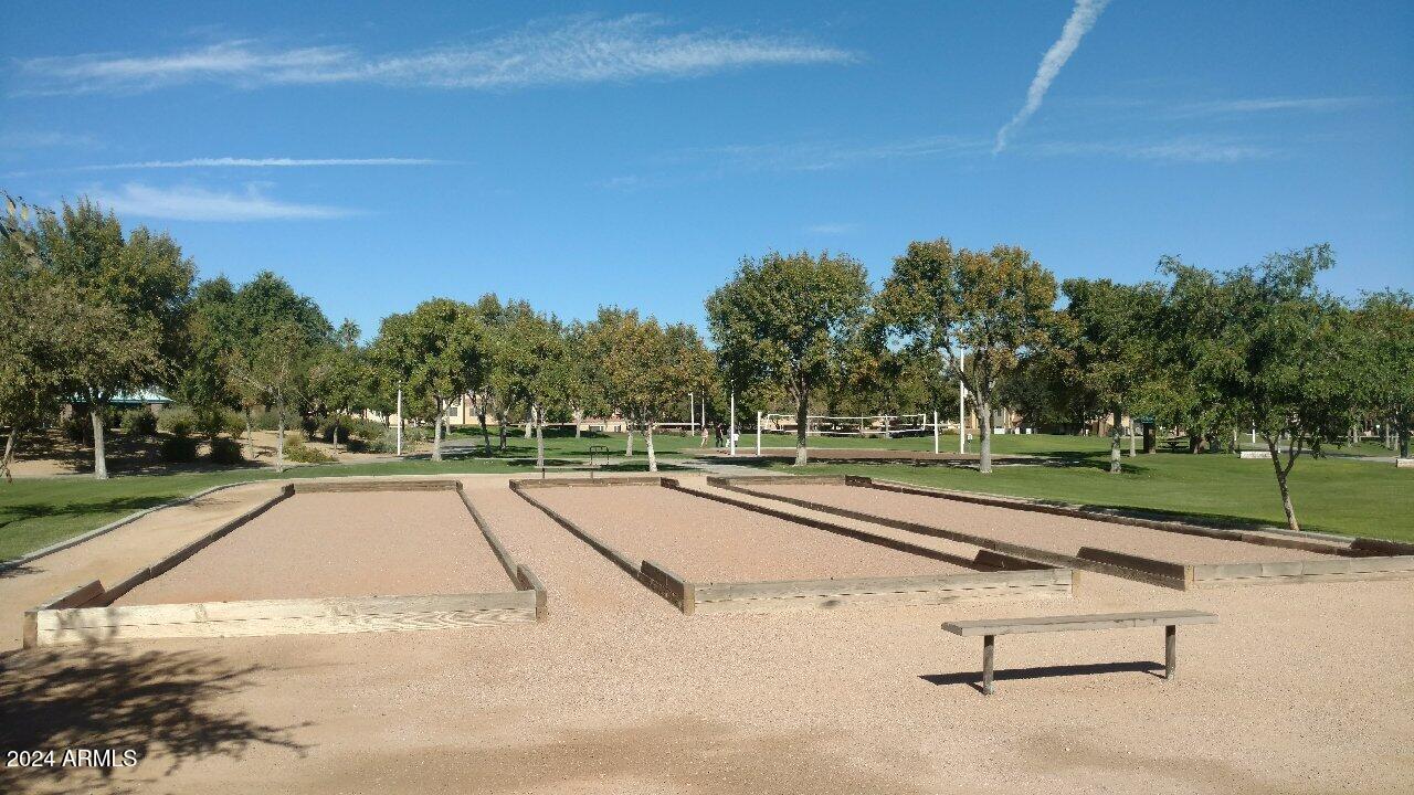 1333 W CLEAR SPRING Drive