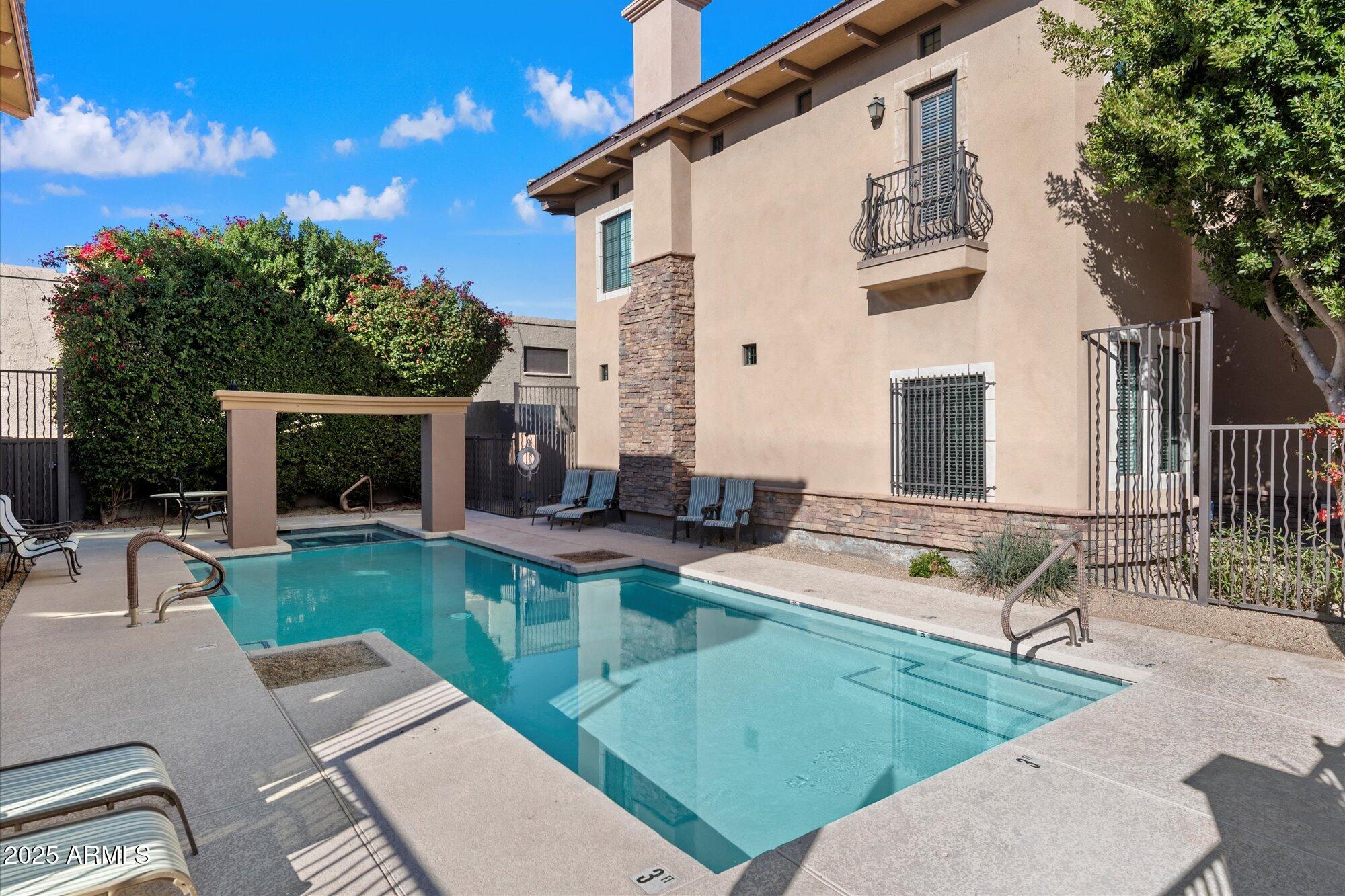 4430 N 22ND Street, 1