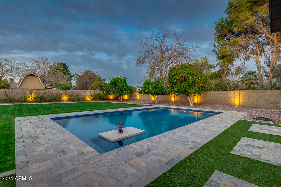 5020 E PERSHING Avenue