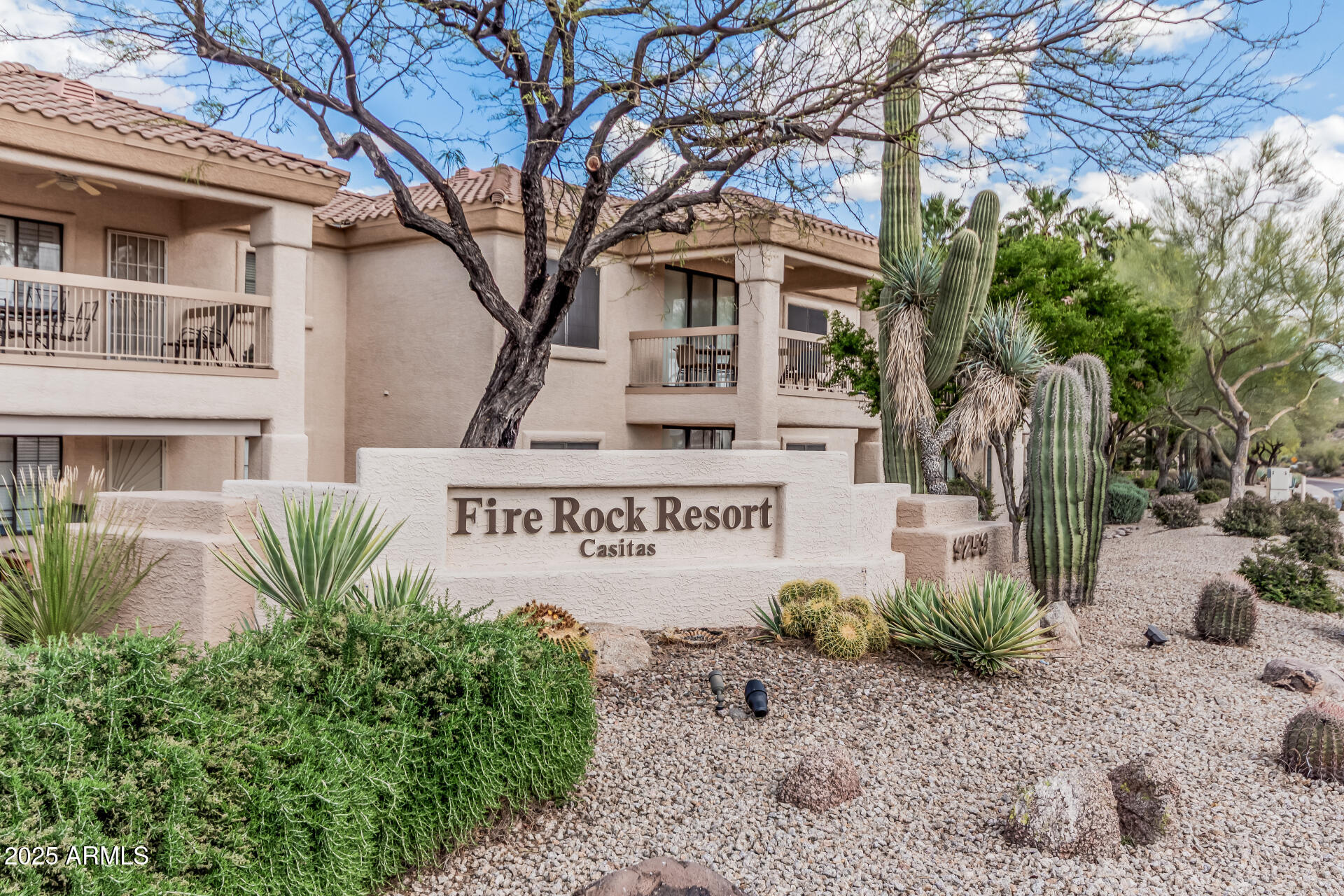 9253 N FIREBRICK Drive, 117