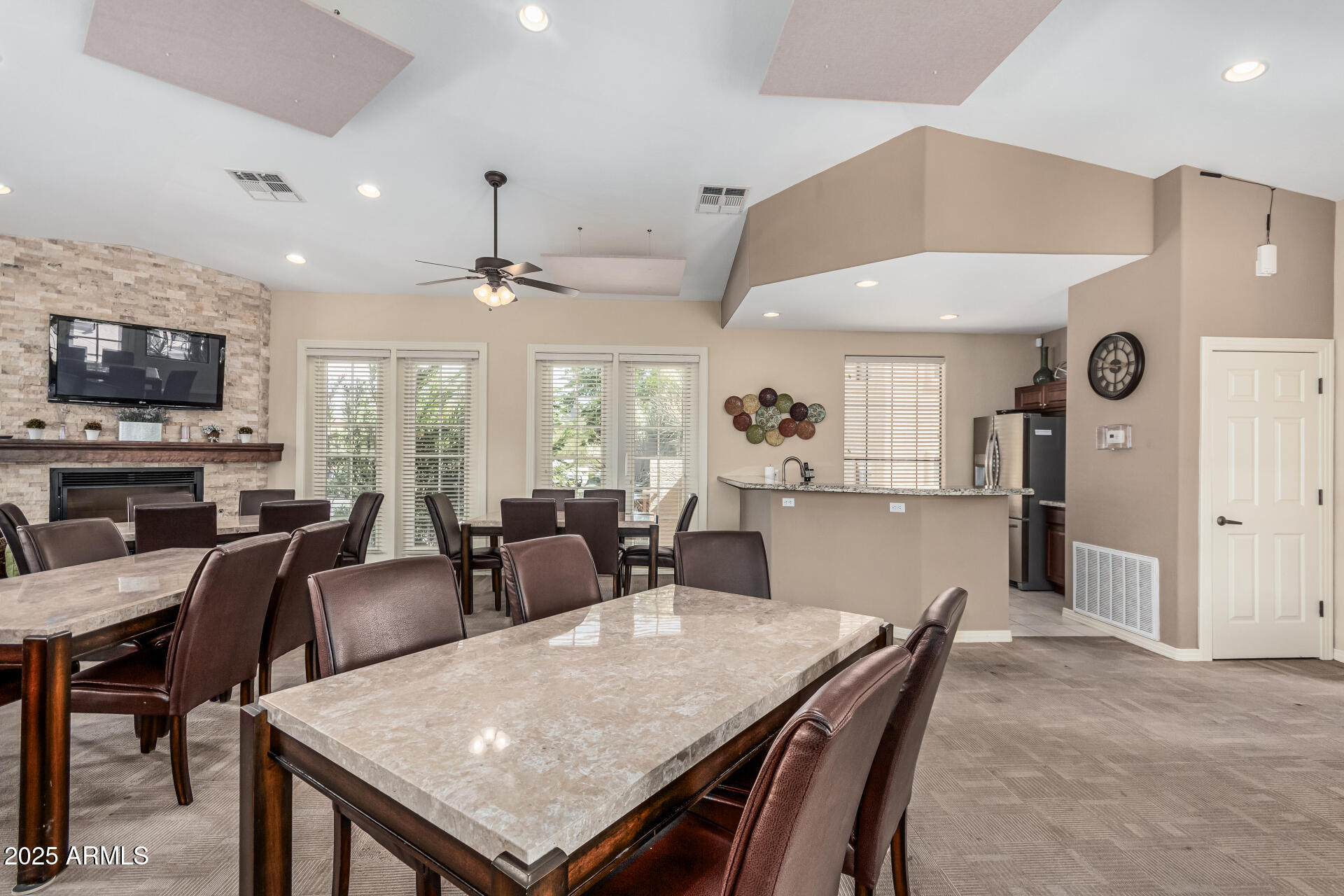 9253 N FIREBRICK Drive, 117