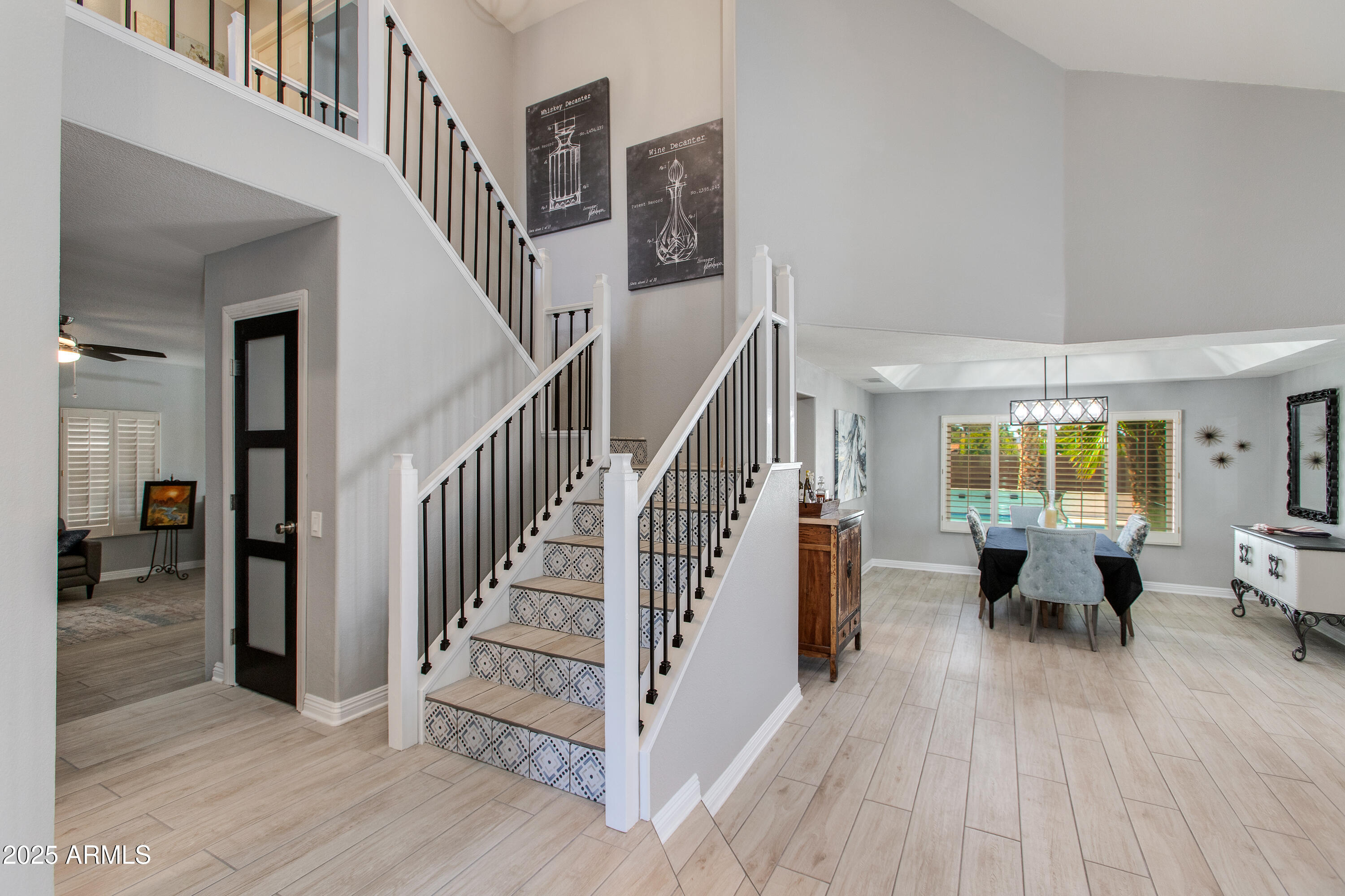 5803 E SANDRA Terrace