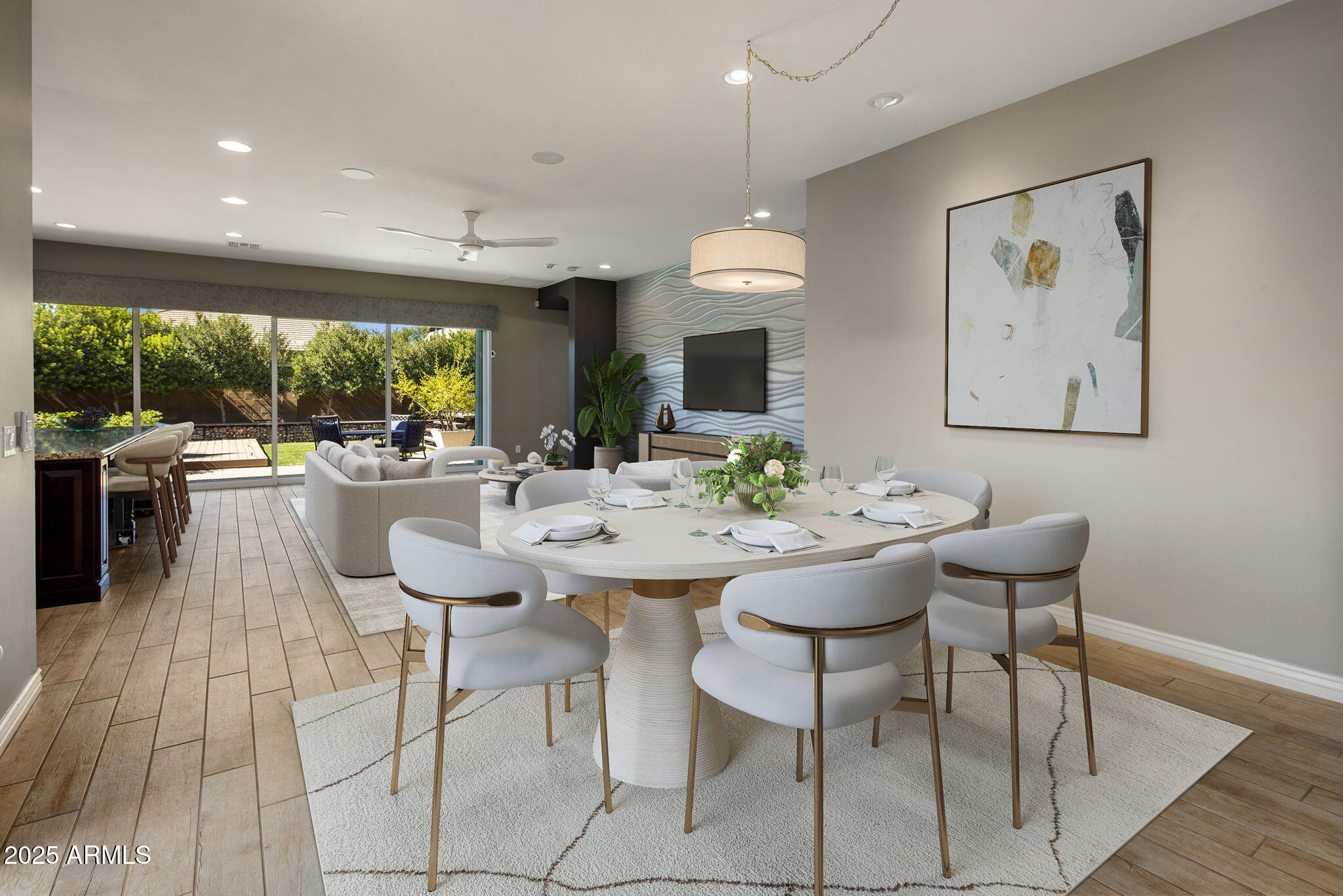 2932 E MADISON VISTAS Drive