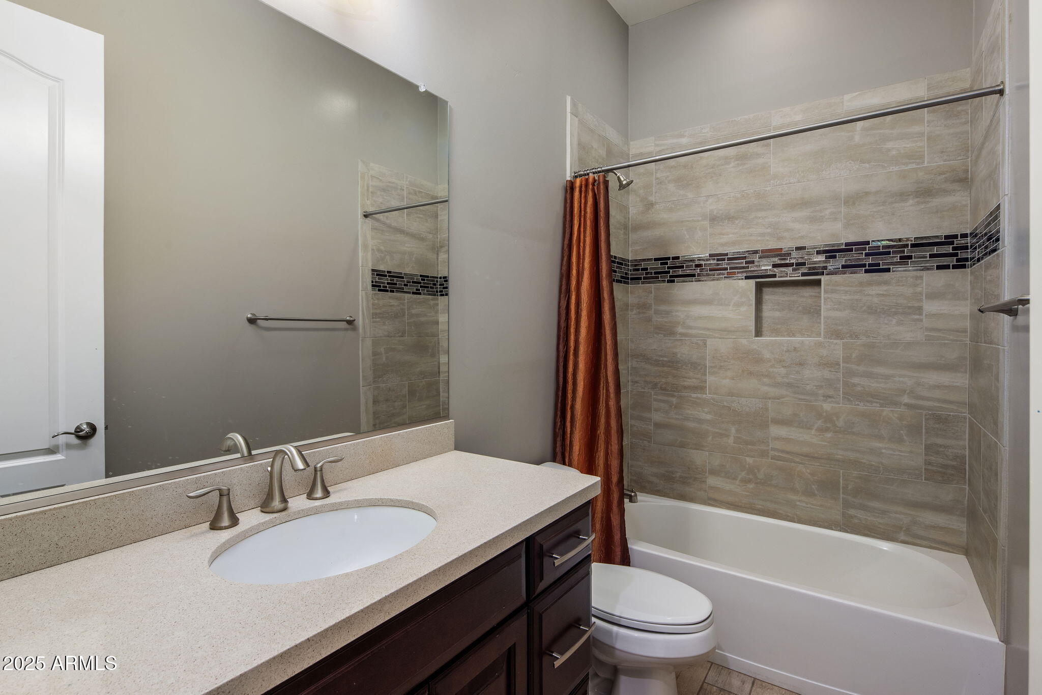 2932 E MADISON VISTAS Drive