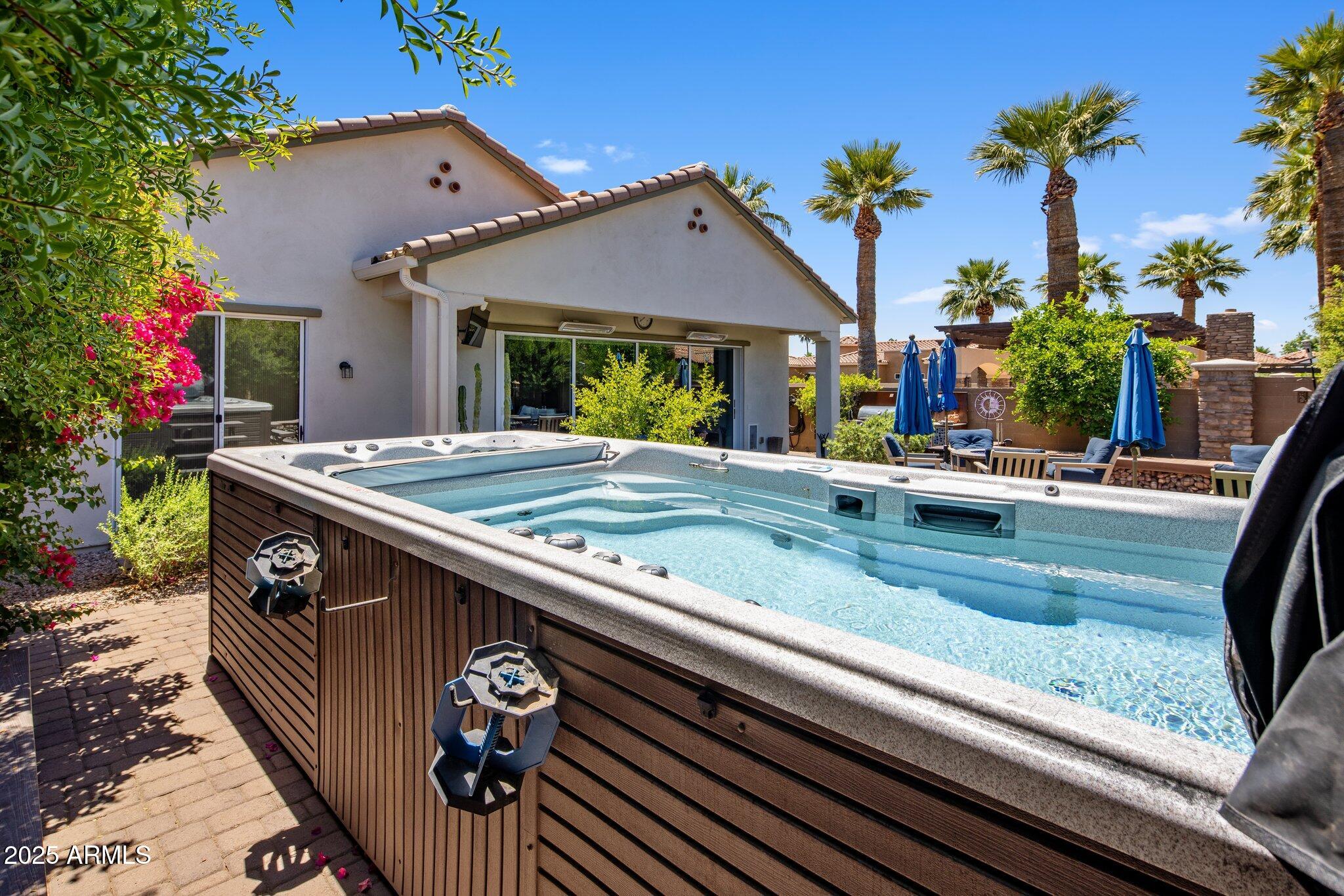 2932 E MADISON VISTAS Drive