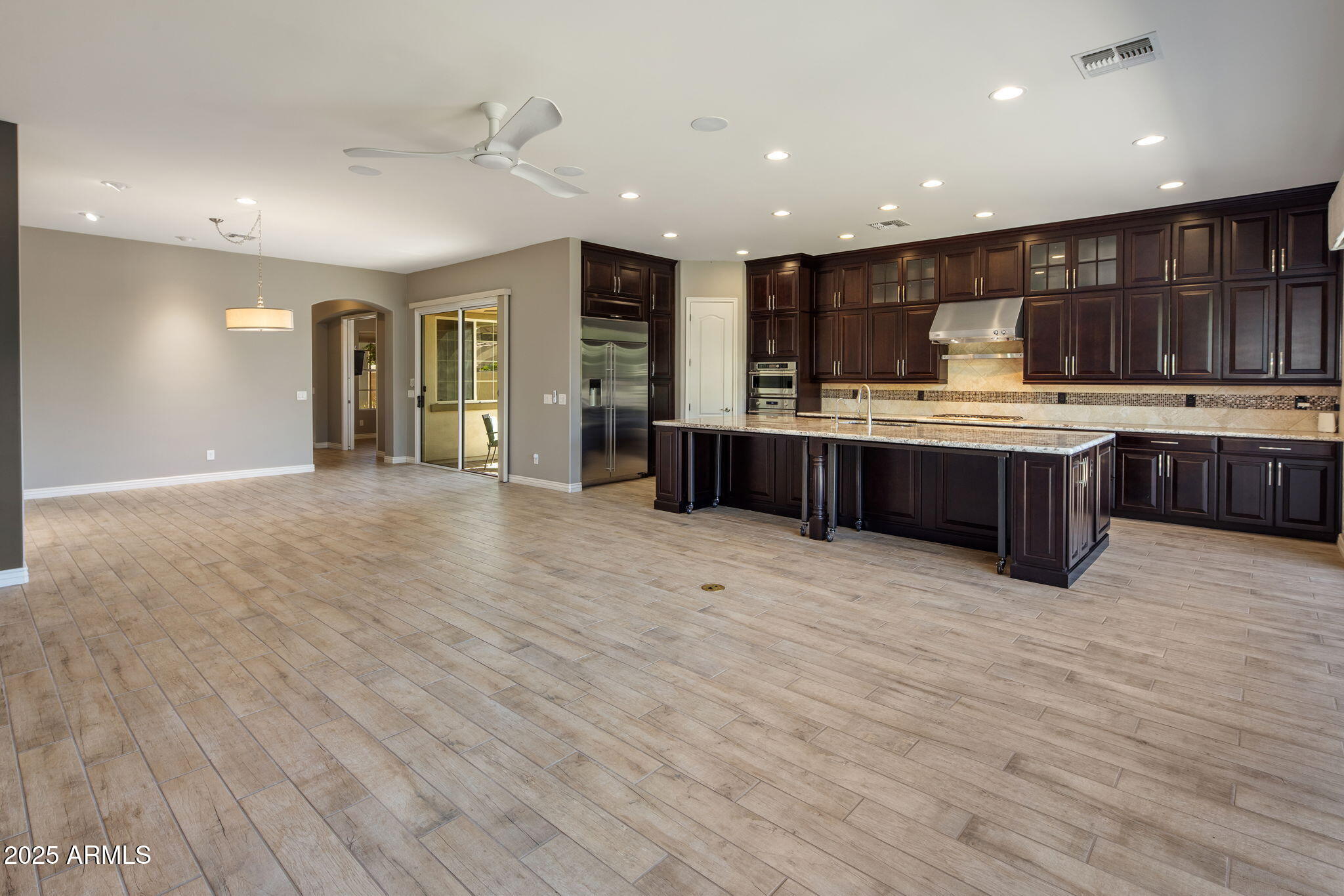 2932 E MADISON VISTAS Drive