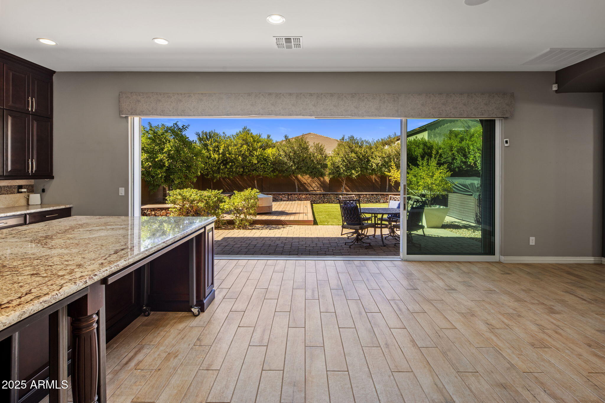 2932 E MADISON VISTAS Drive