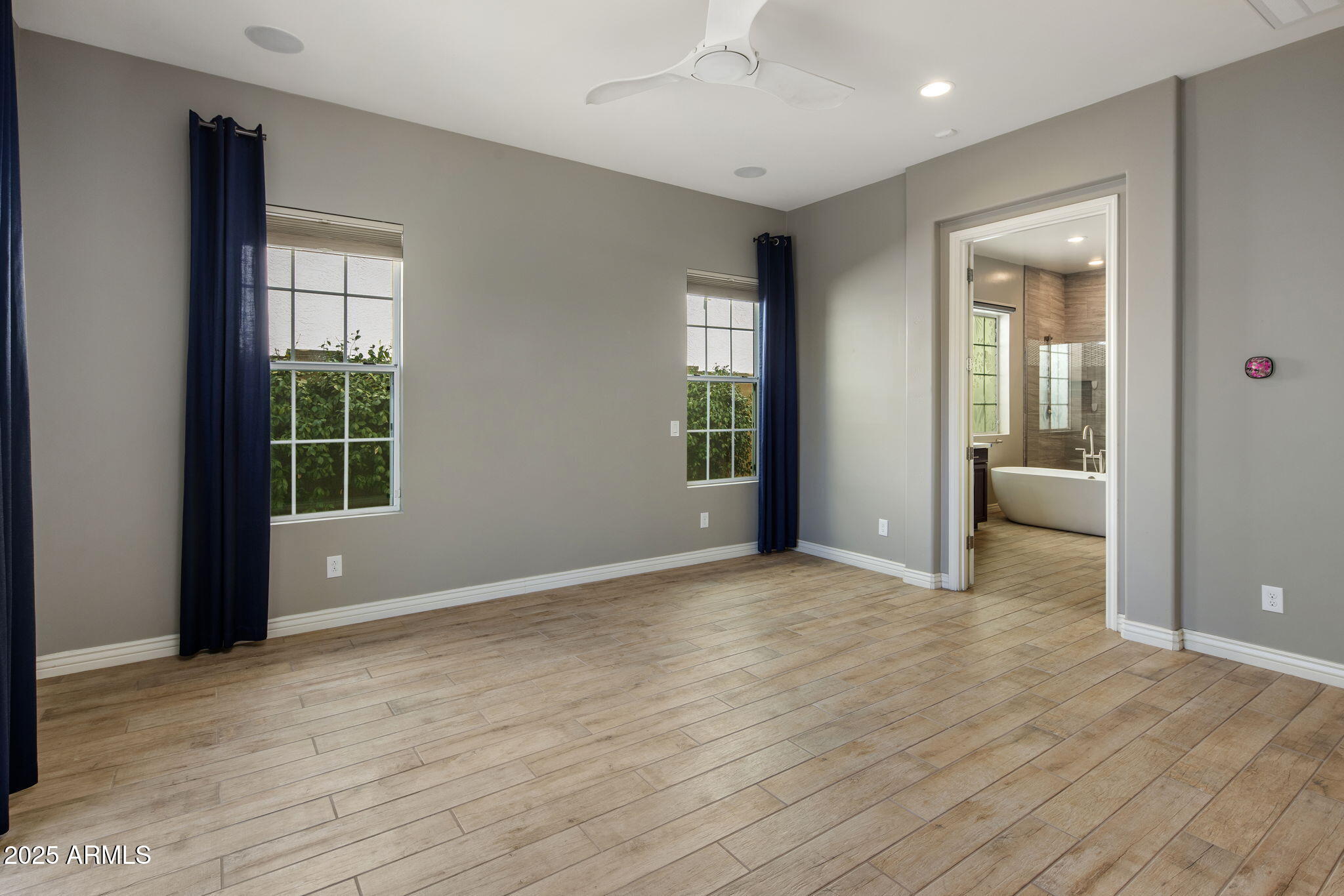 2932 E MADISON VISTAS Drive