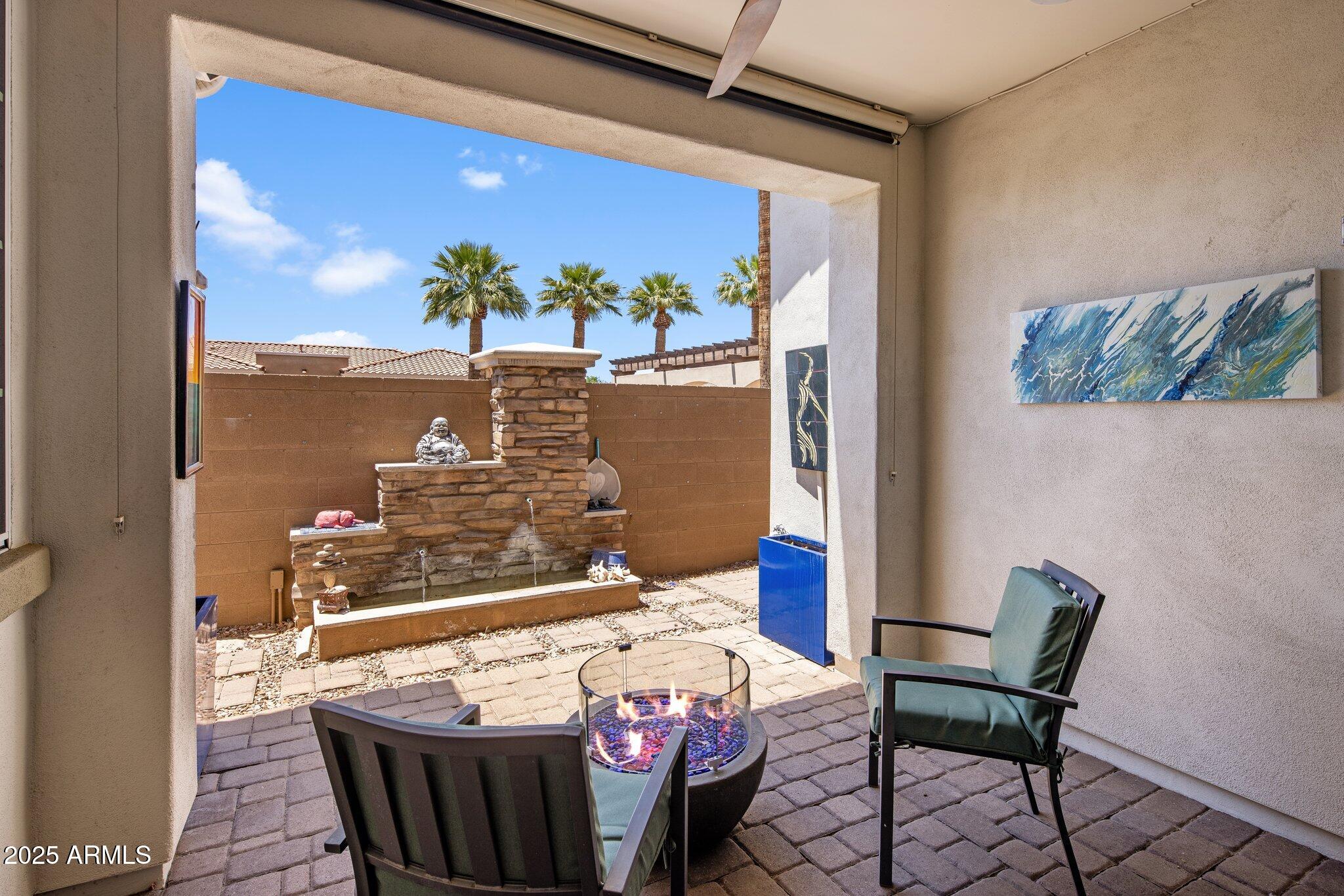 2932 E MADISON VISTAS Drive