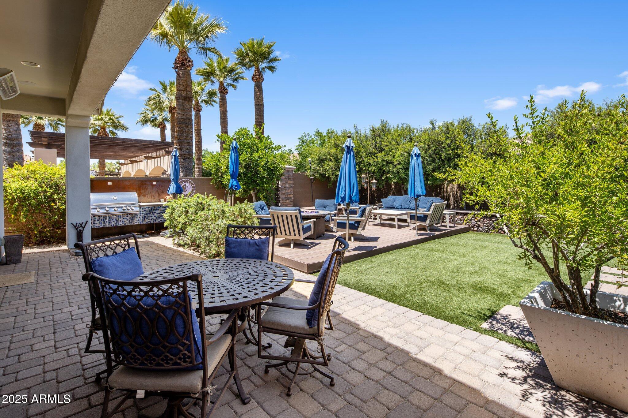 2932 E MADISON VISTAS Drive