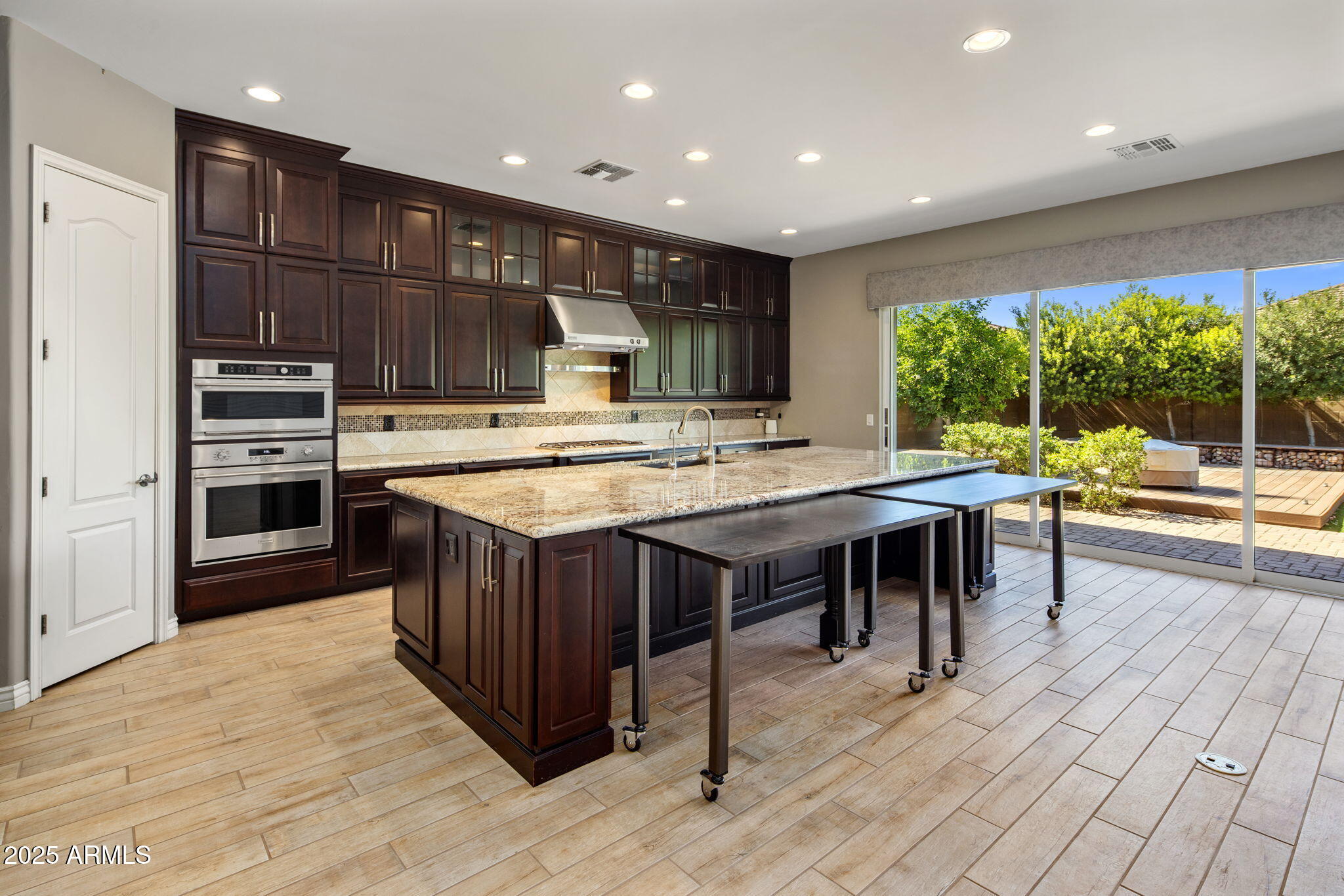 2932 E MADISON VISTAS Drive