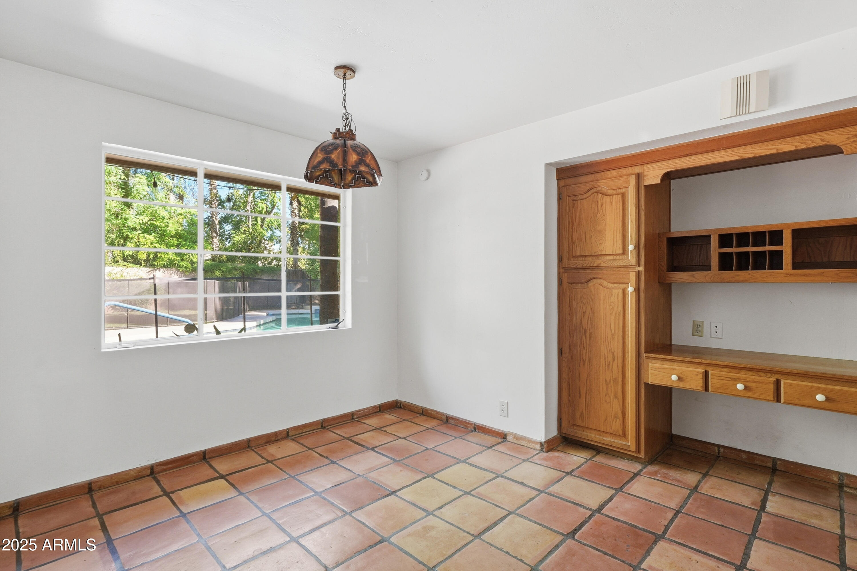 20 E NORTHVIEW Avenue