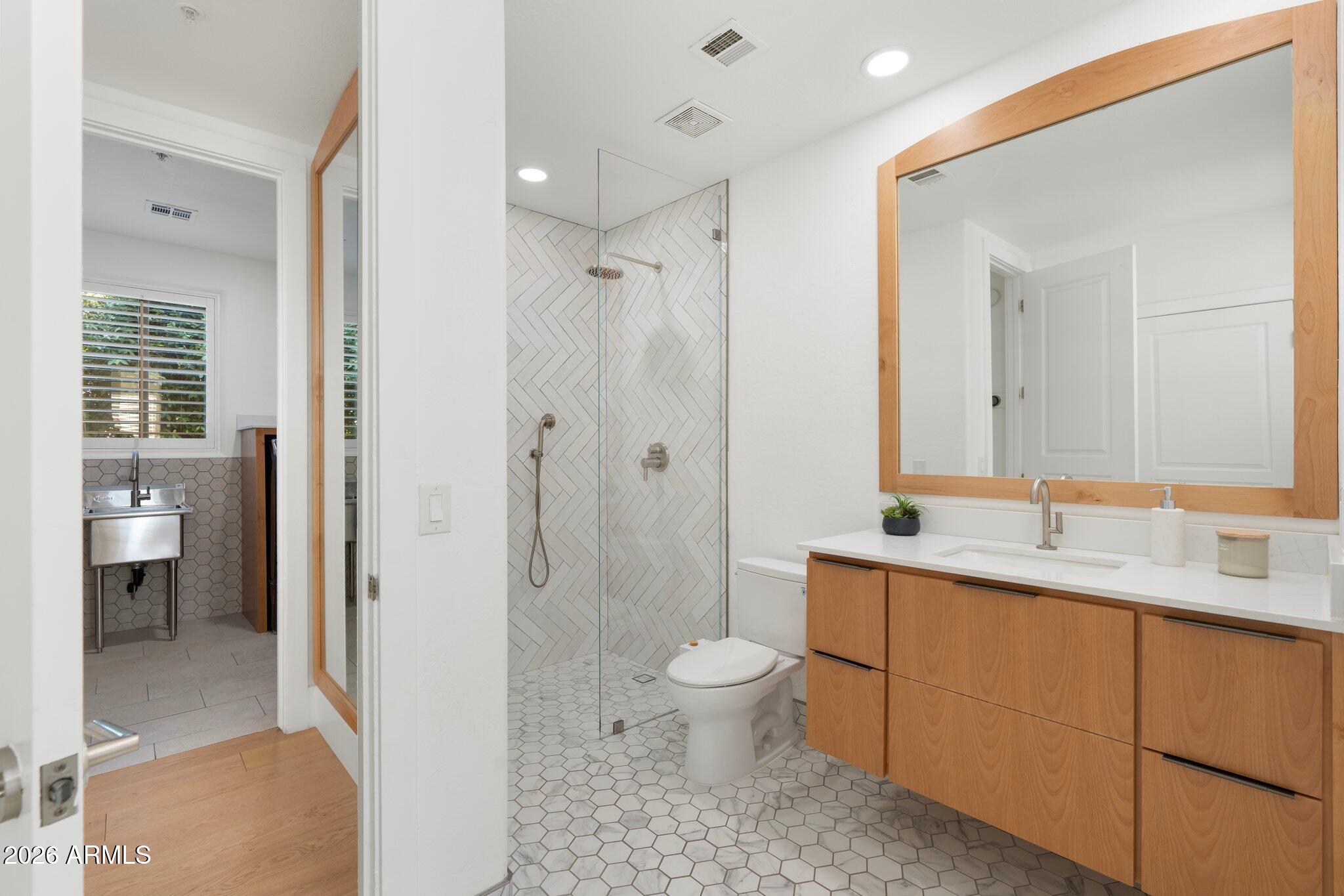 7471 E SUNNYVALE Drive