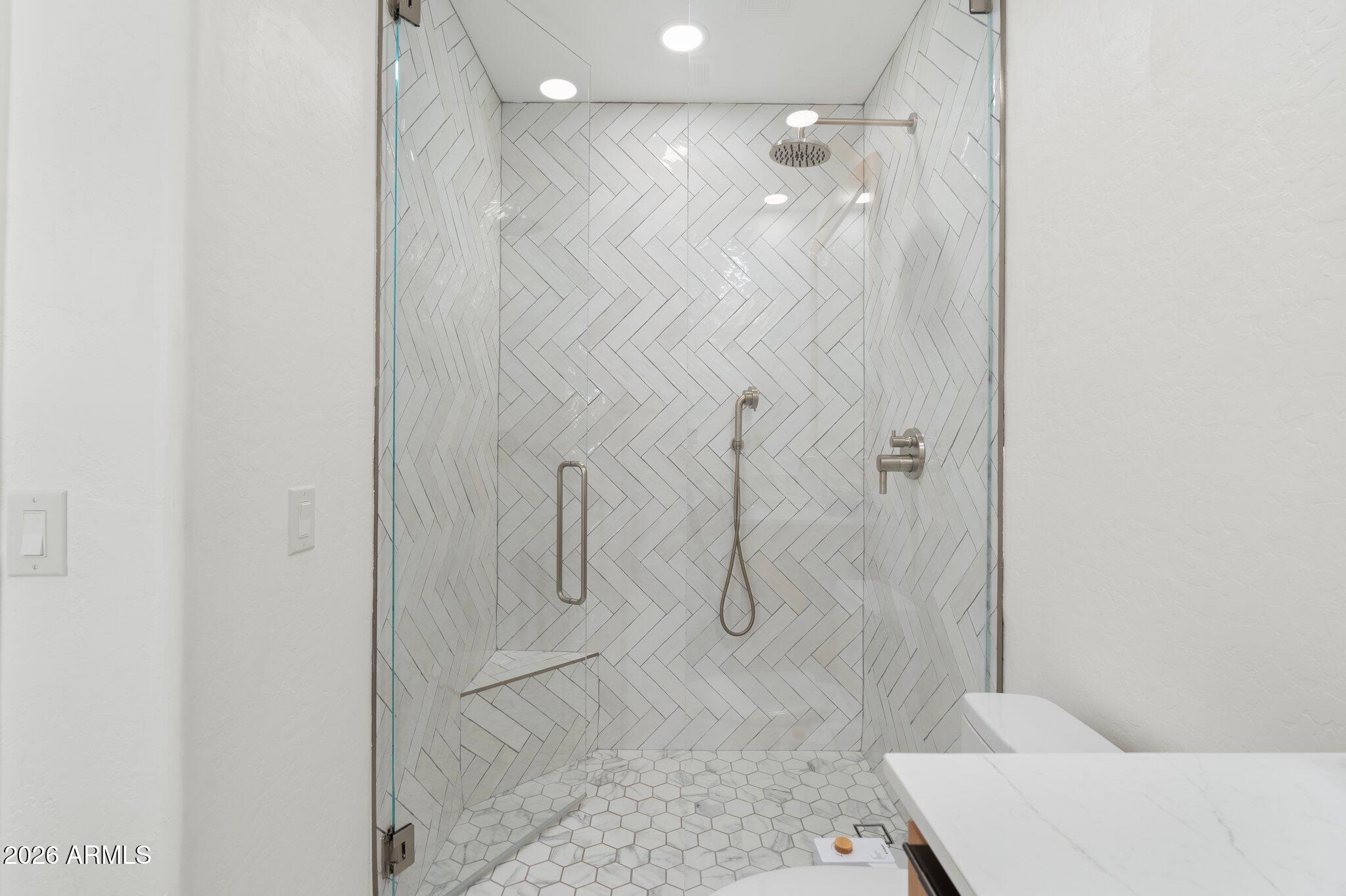 7471 E SUNNYVALE Drive