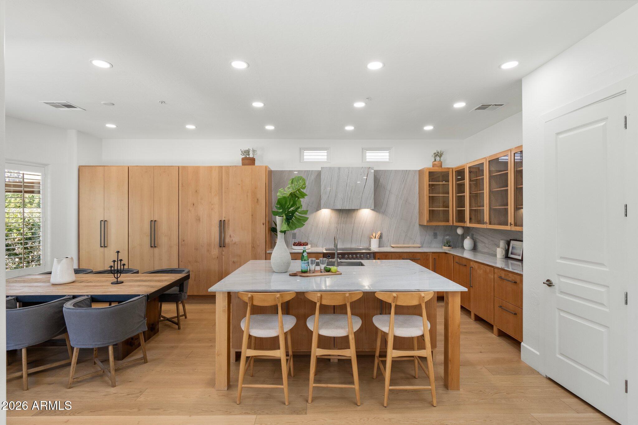 7471 E SUNNYVALE Drive